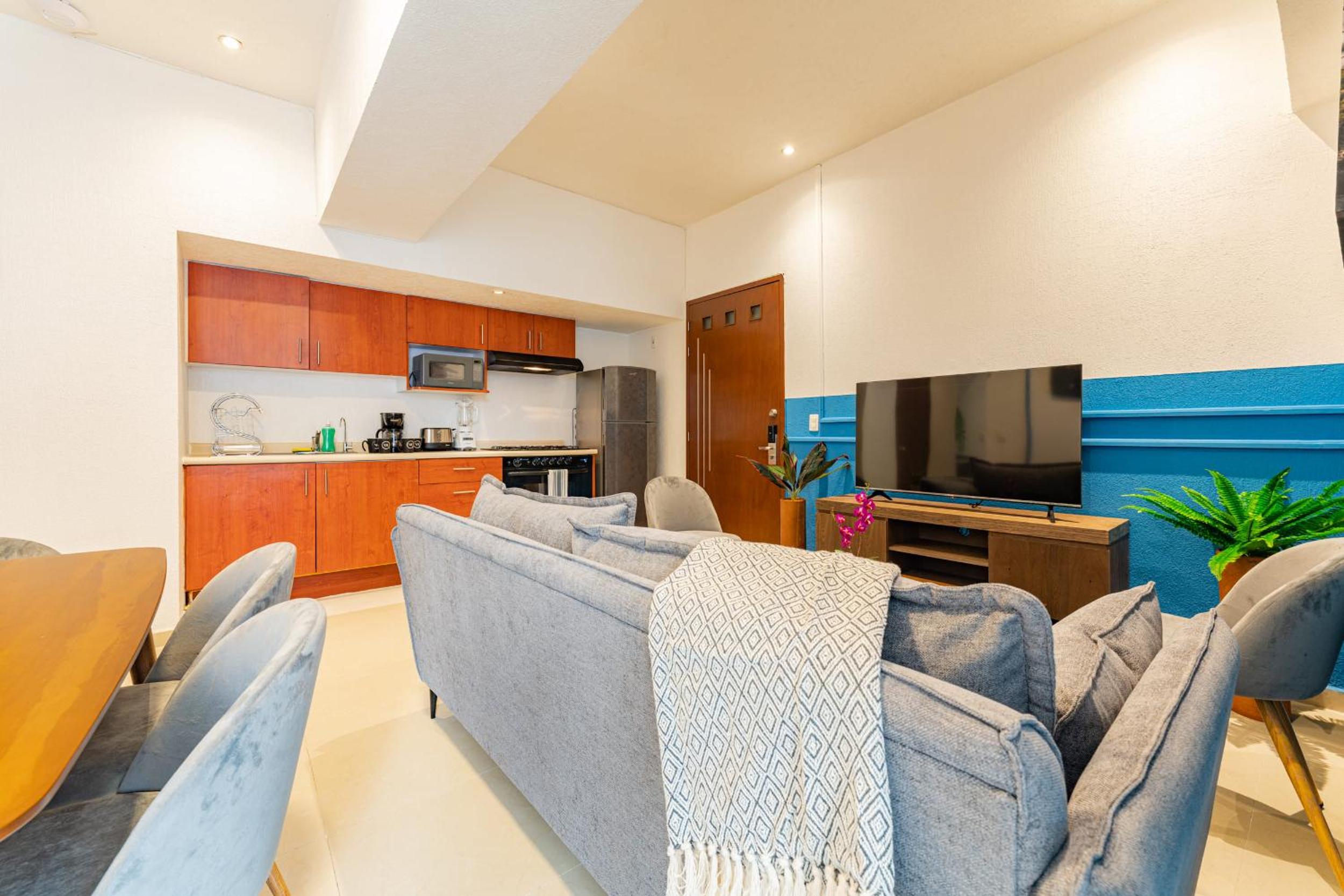 Two-Bedroom Apartment - Photo 24