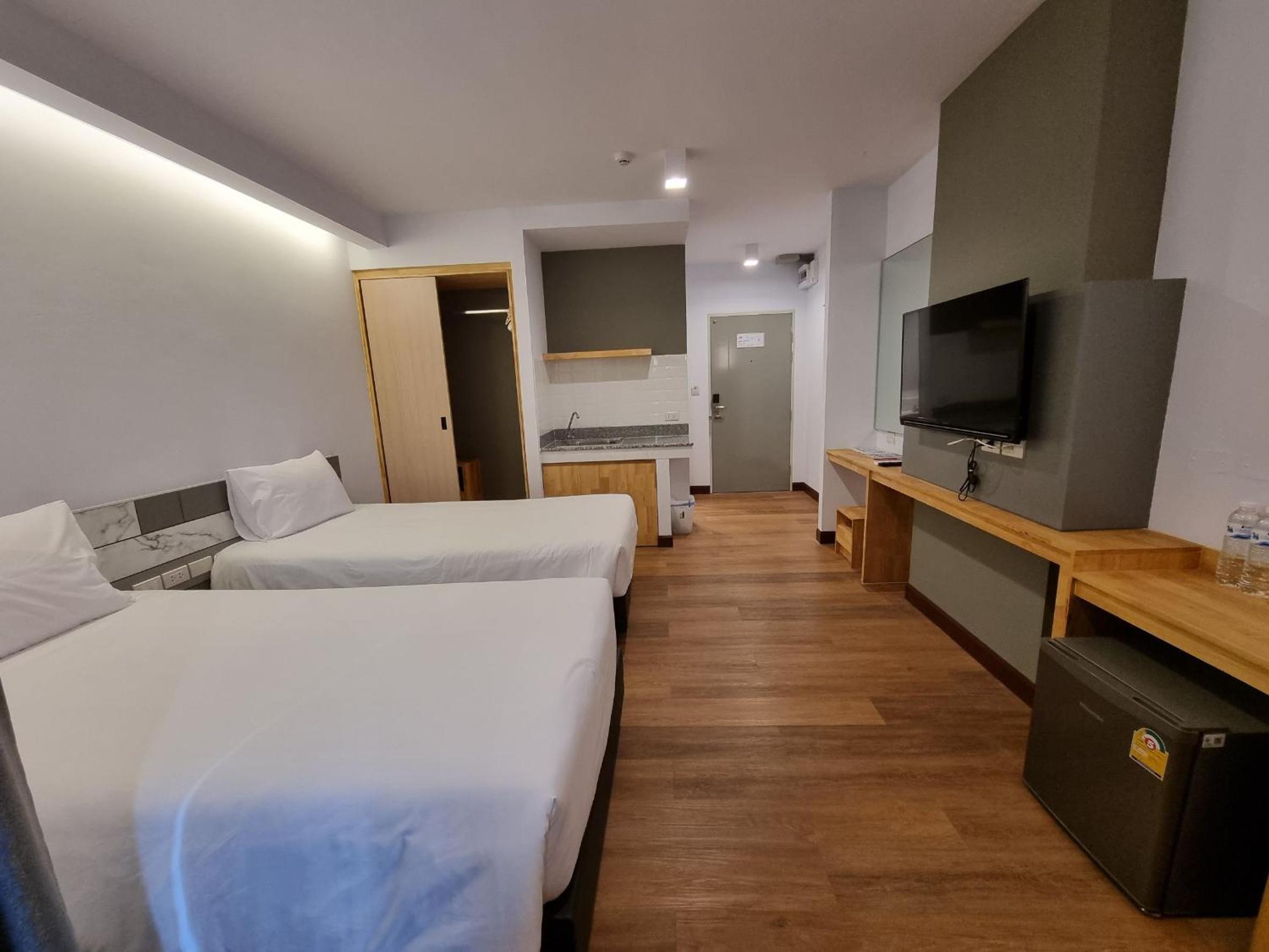 Standard Twin Room photo 3