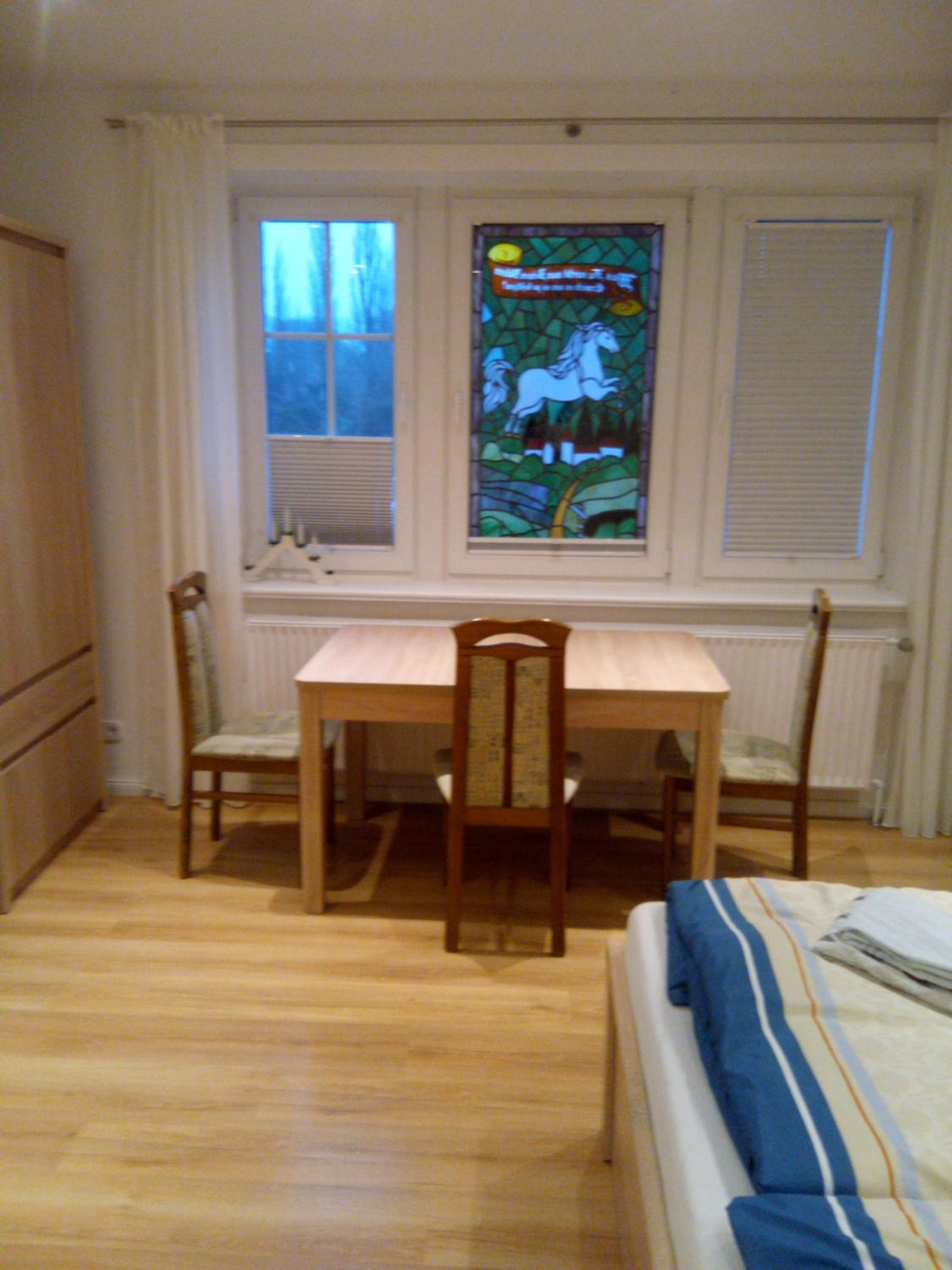 Large Double Room - Photo 26