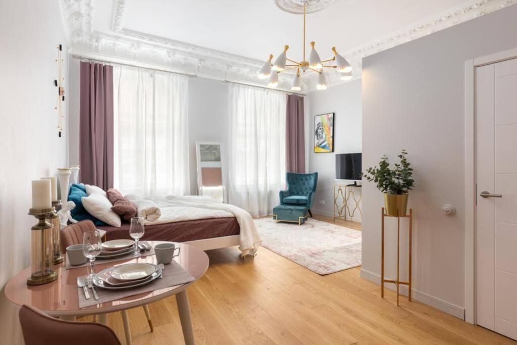 Apartment - Photo 1