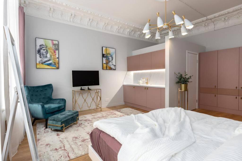 Apartment - Photo 3