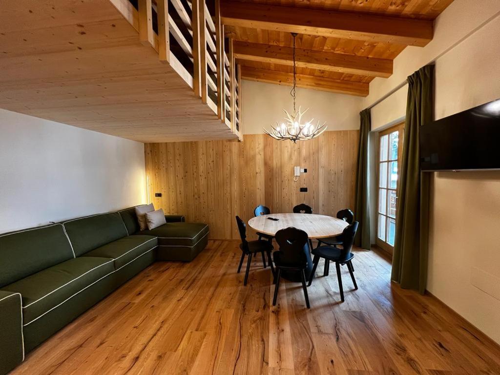 Two-Bedroom Apartment photo 2
