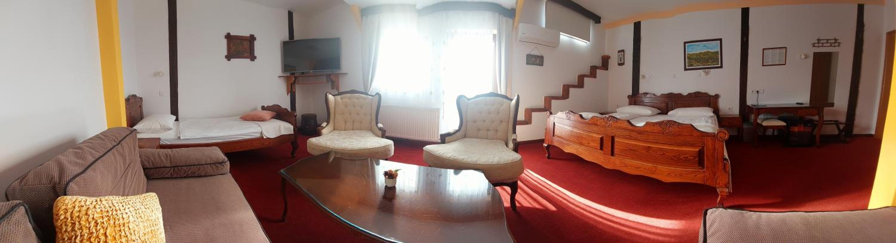 Deluxe Triple Room