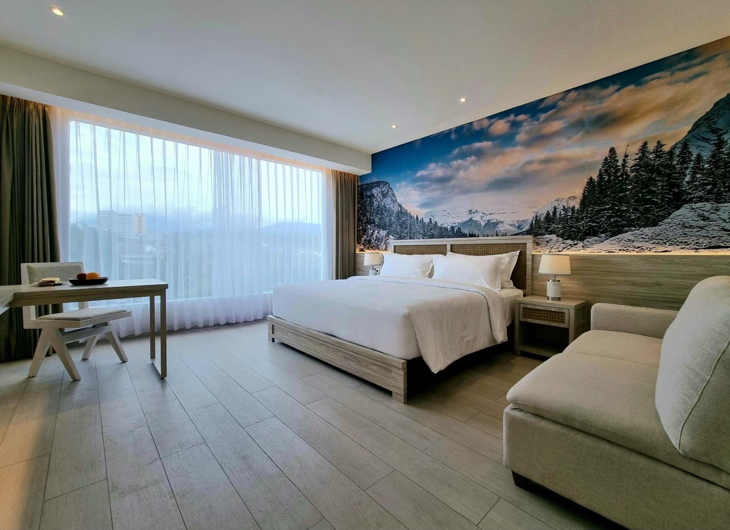 Executive Winter King Bed