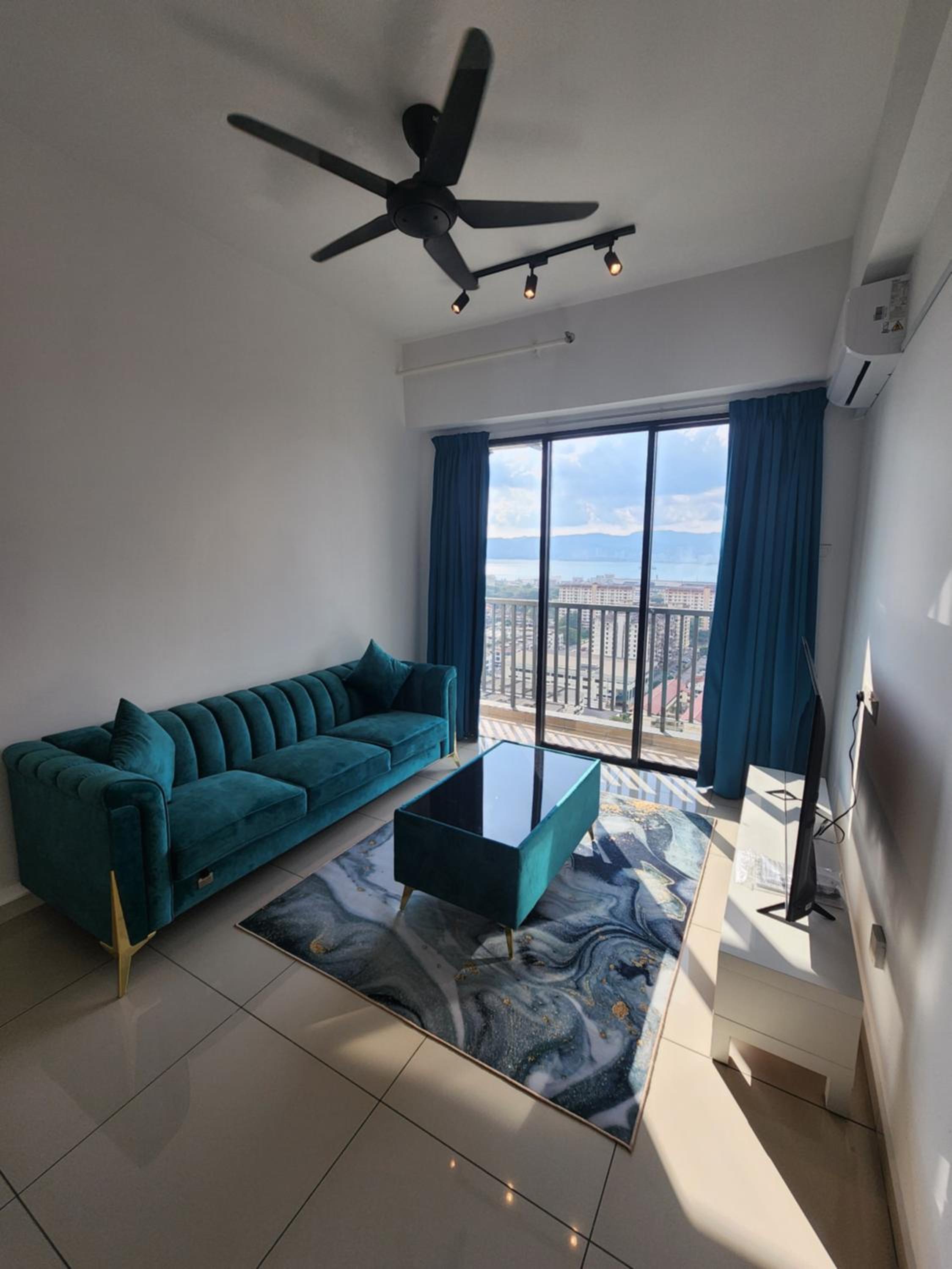 Three-Bedroom Apartment photo 1