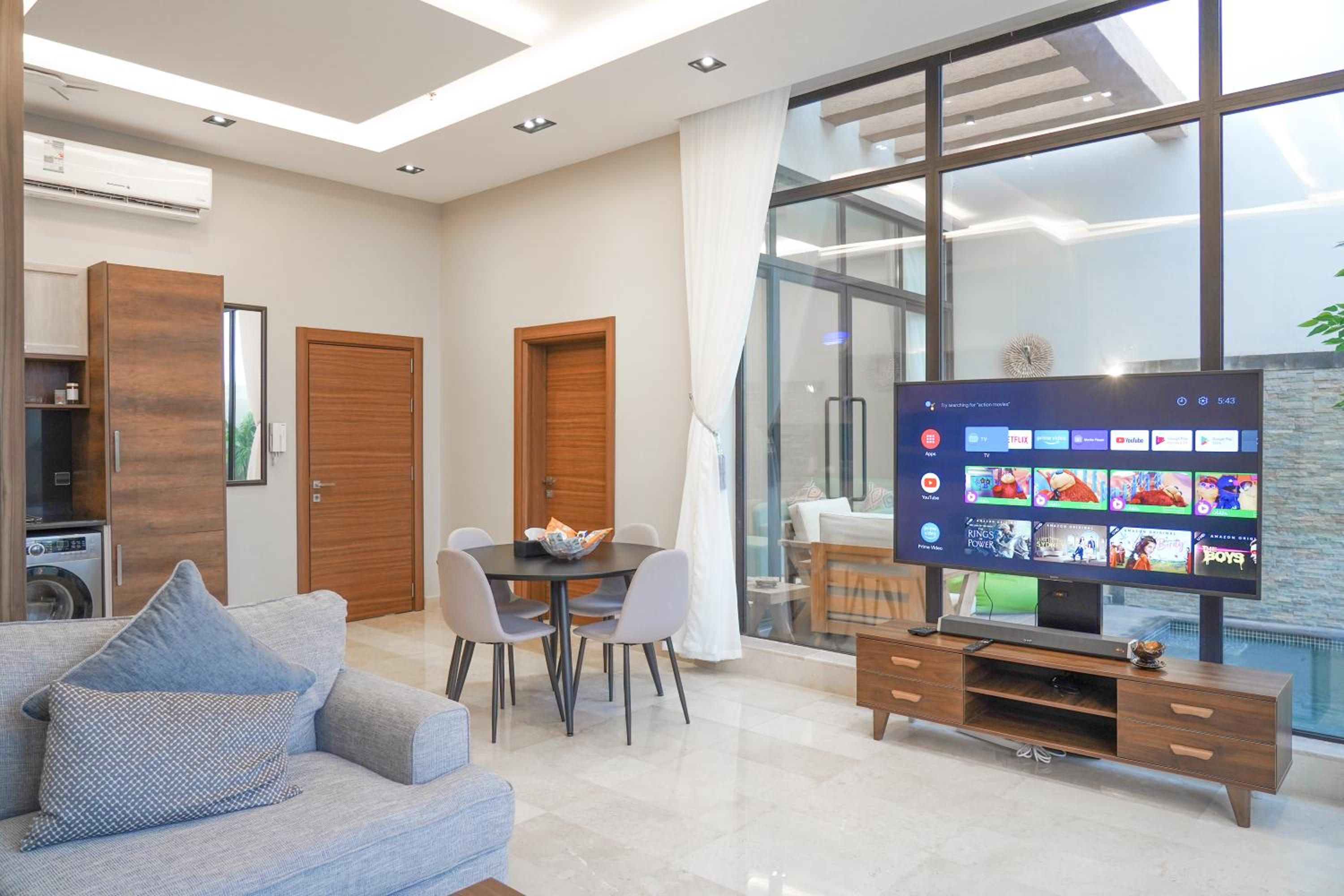 One-Bedroom Villa - Photo 32