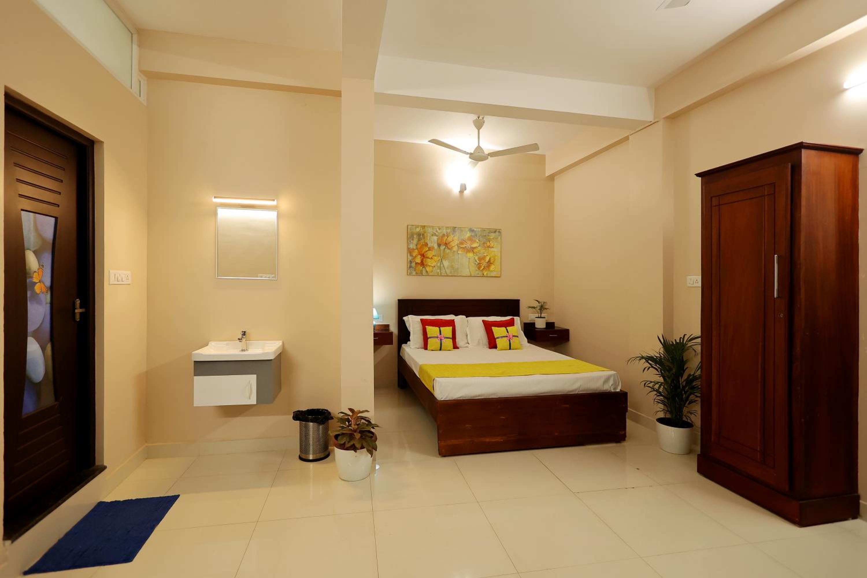 Superior King Room