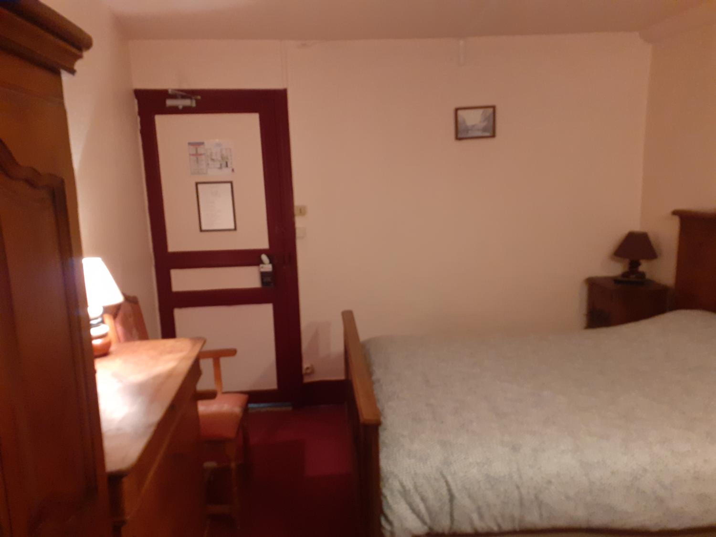 Small Double Room photo 1