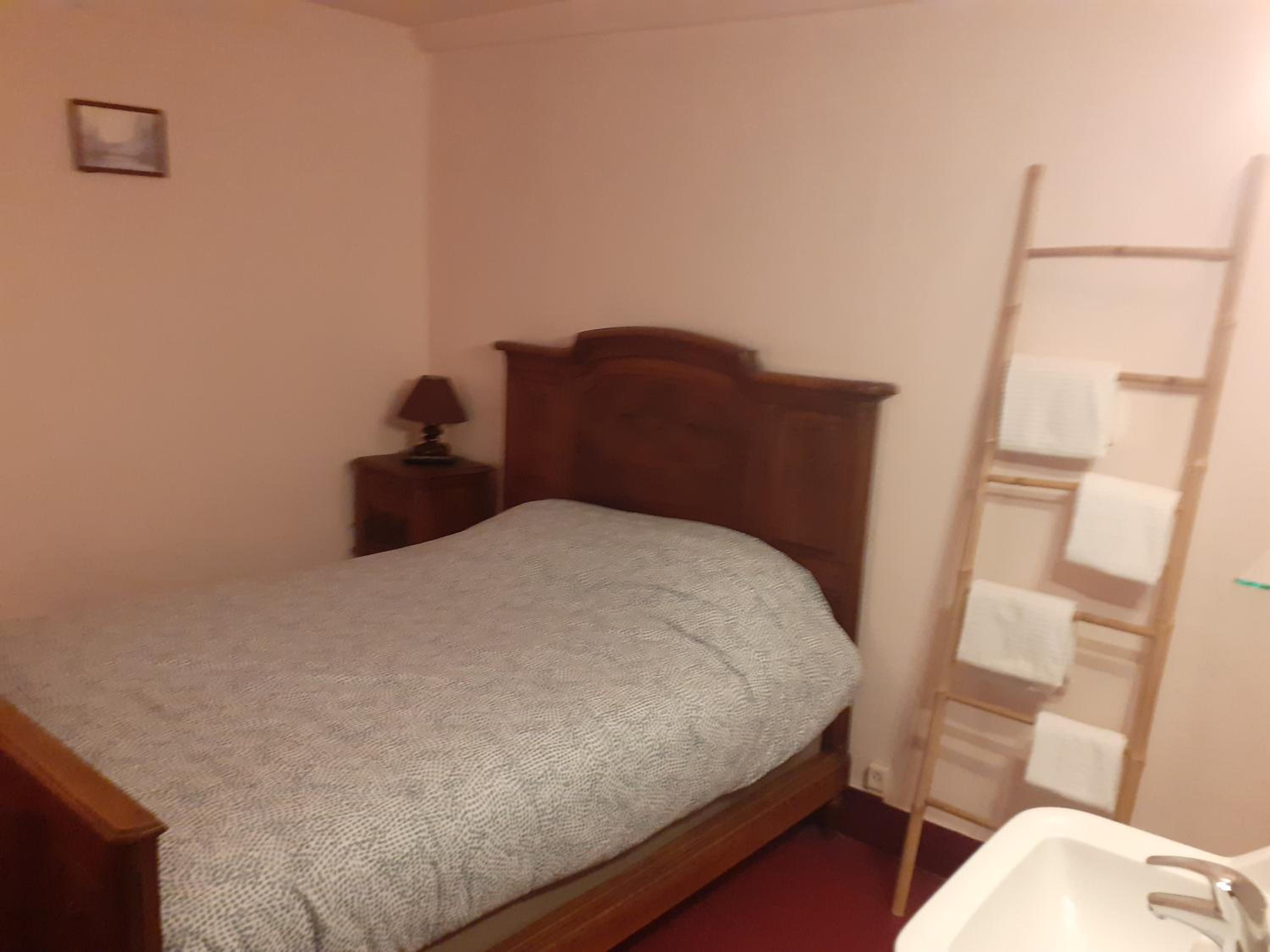 Small Double Room photo 2