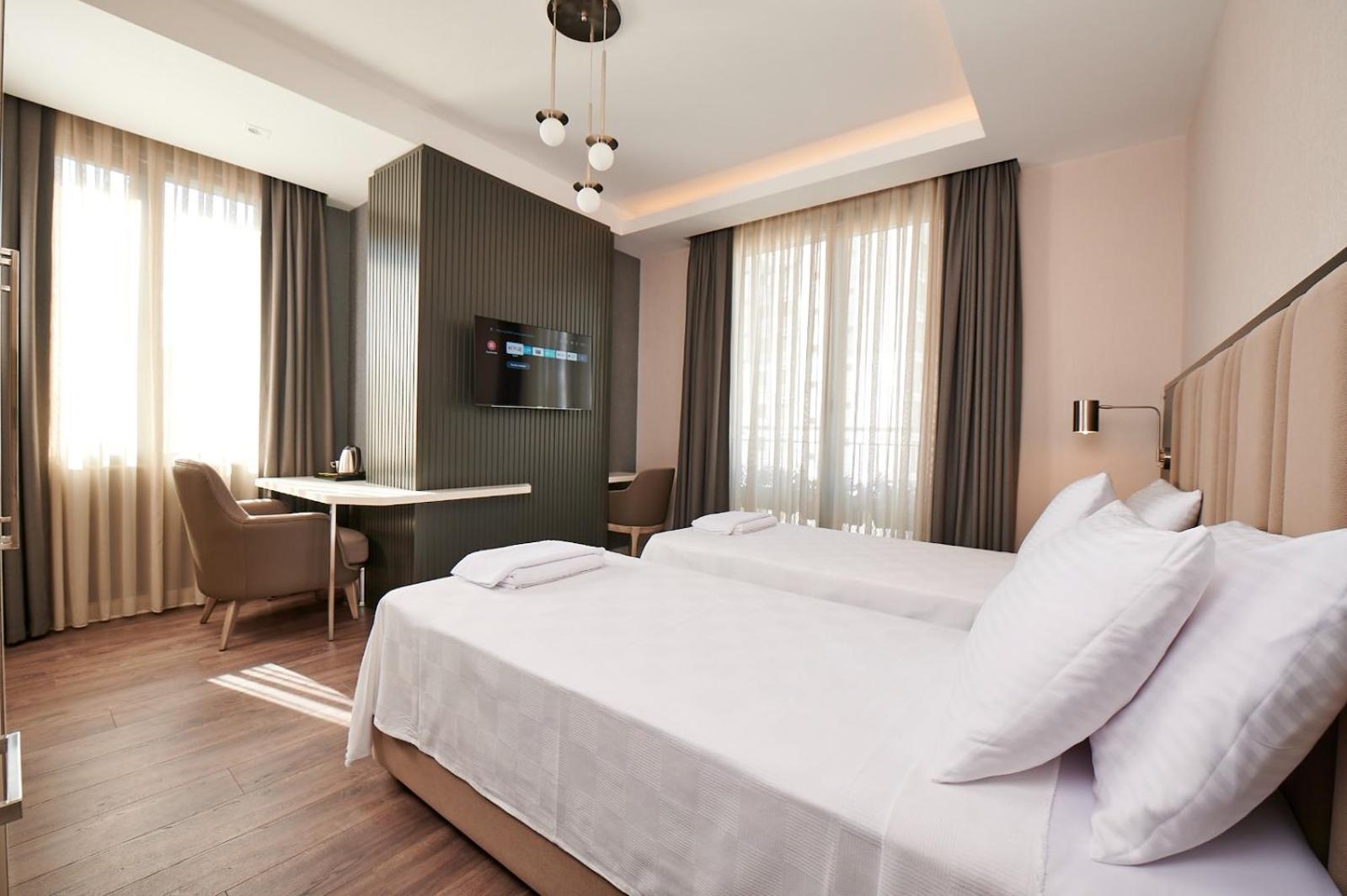 Deluxe Twin Room photo 1