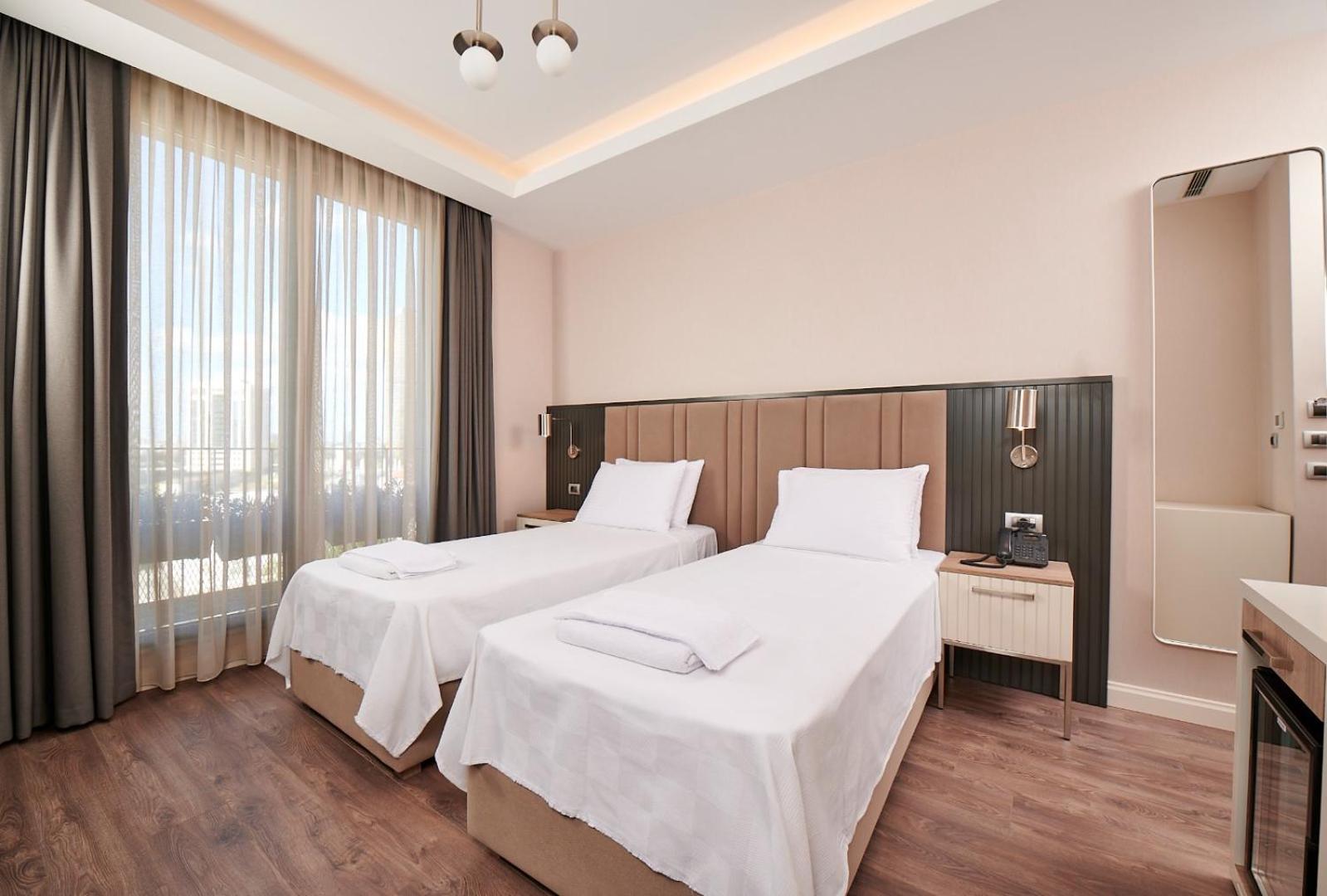 Deluxe Twin Room photo 2