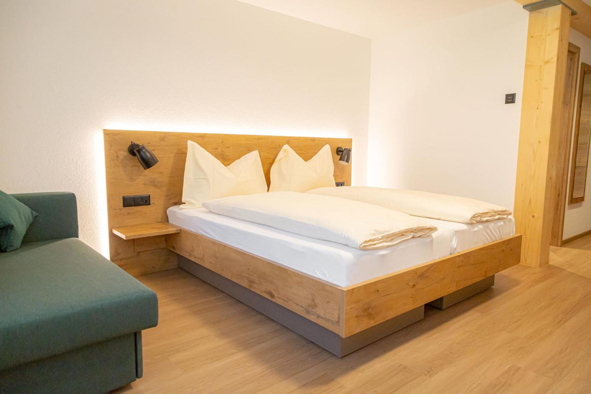 Superior Double Room - Photo 1