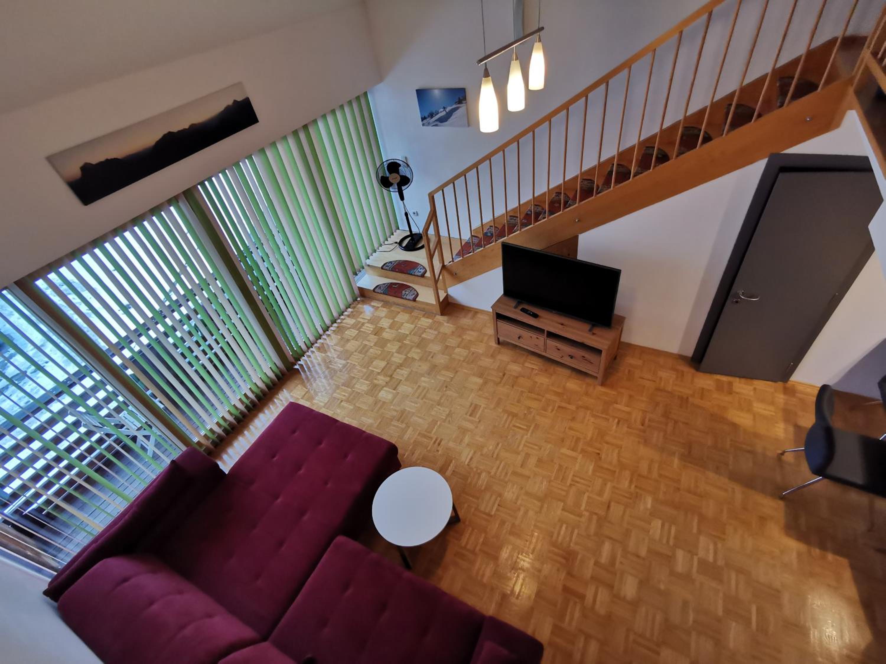 Apartment photo 2