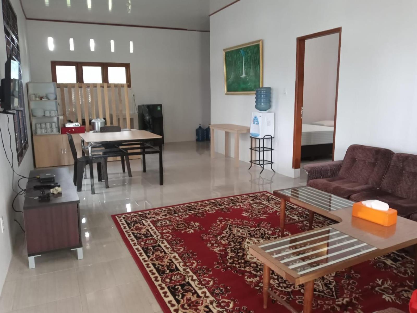 One-Bedroom House photo 1