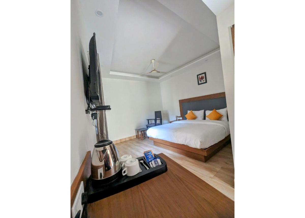 Standard Double Room - Photo 3