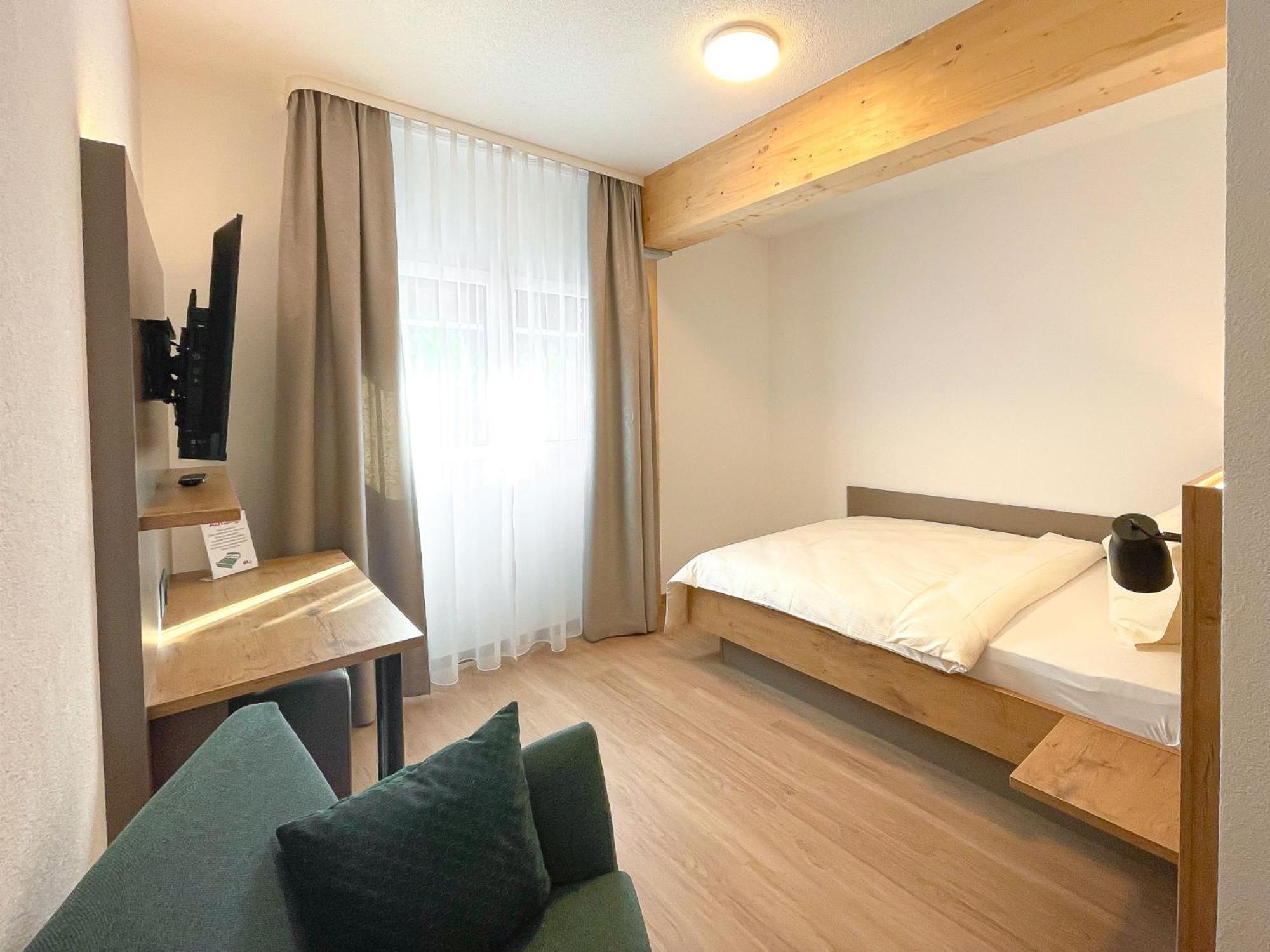 Superior King Room photo 3
