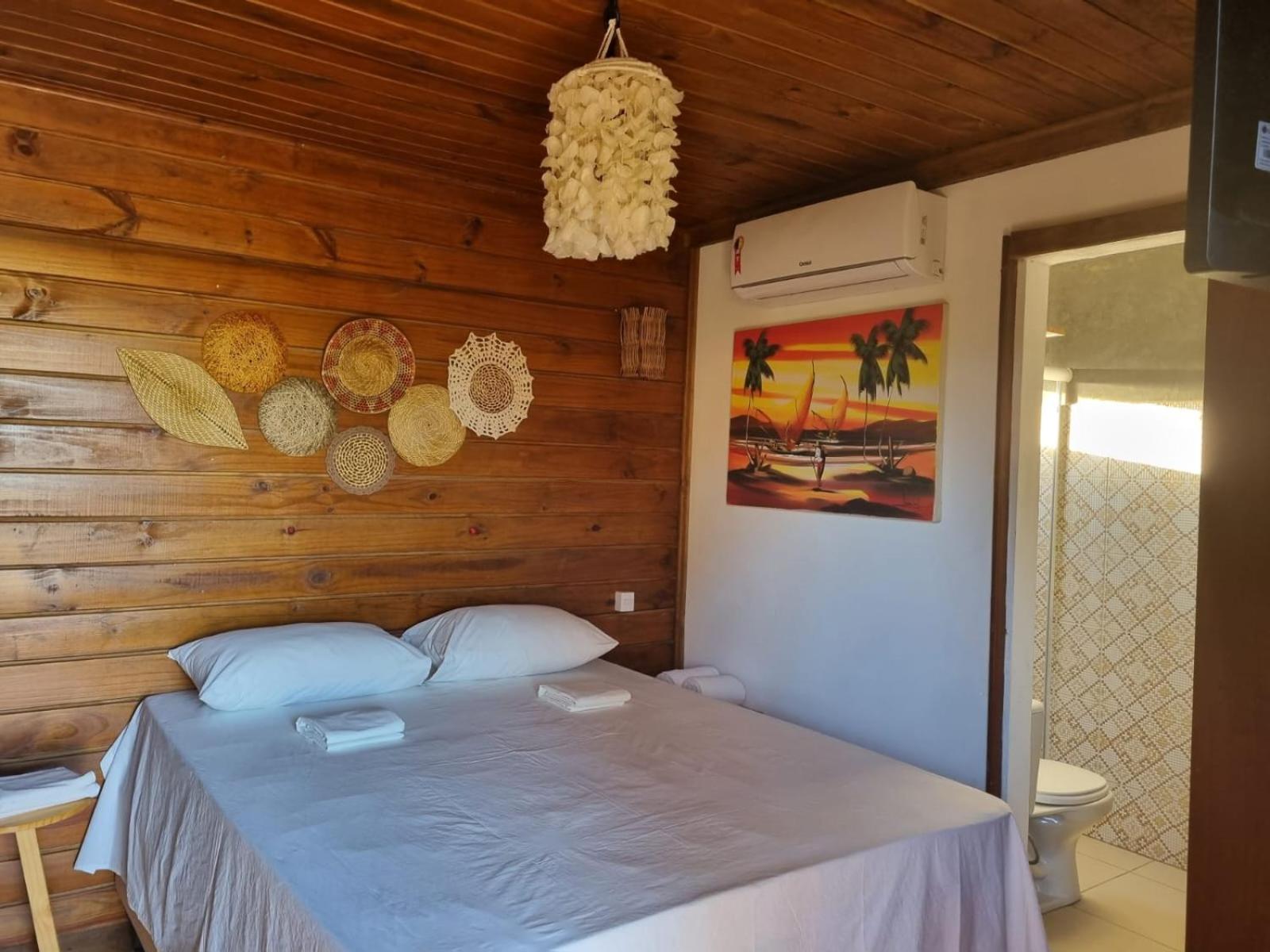 Superior Queen Room with Two Queen Beds - Photo 4