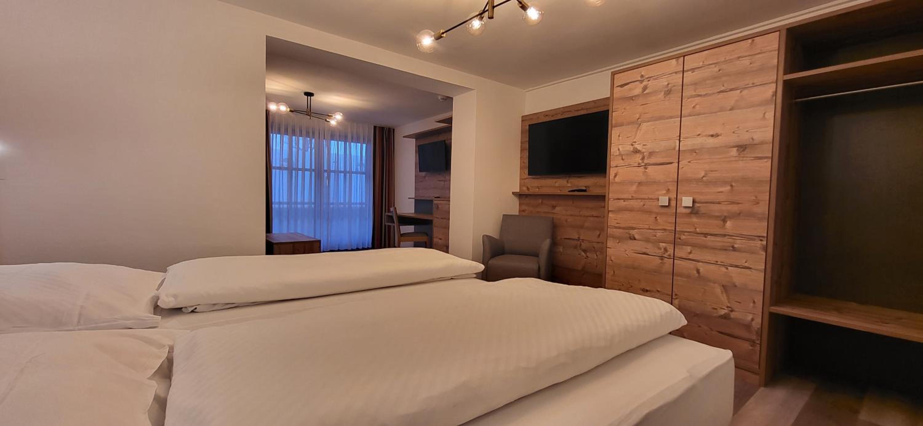 Double Room with Souterrain Terrace (no view) photo 3