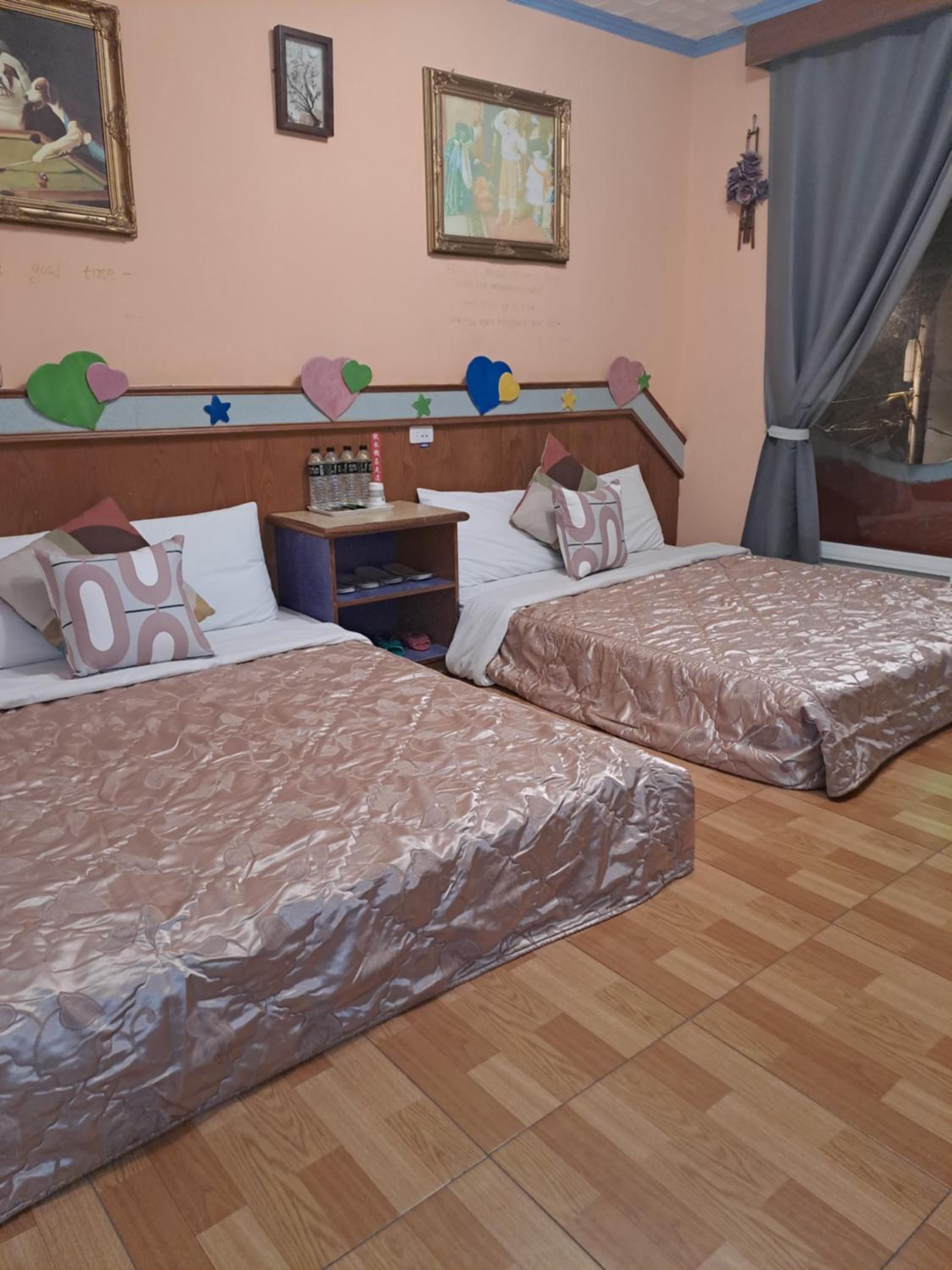 Economy Quadruple Room photo 2