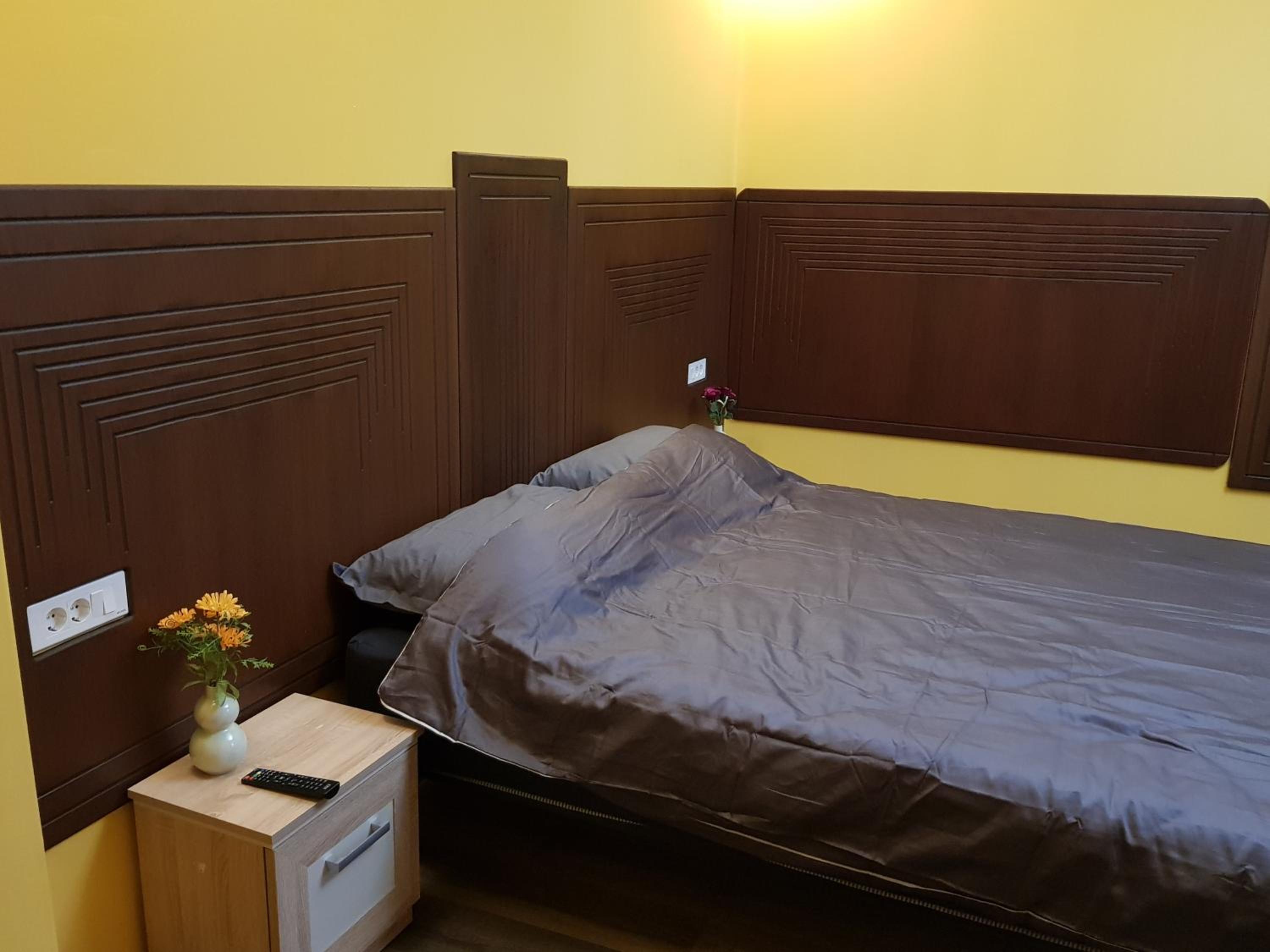 Deluxe Room (2 Adults + 1 Child) photo 1