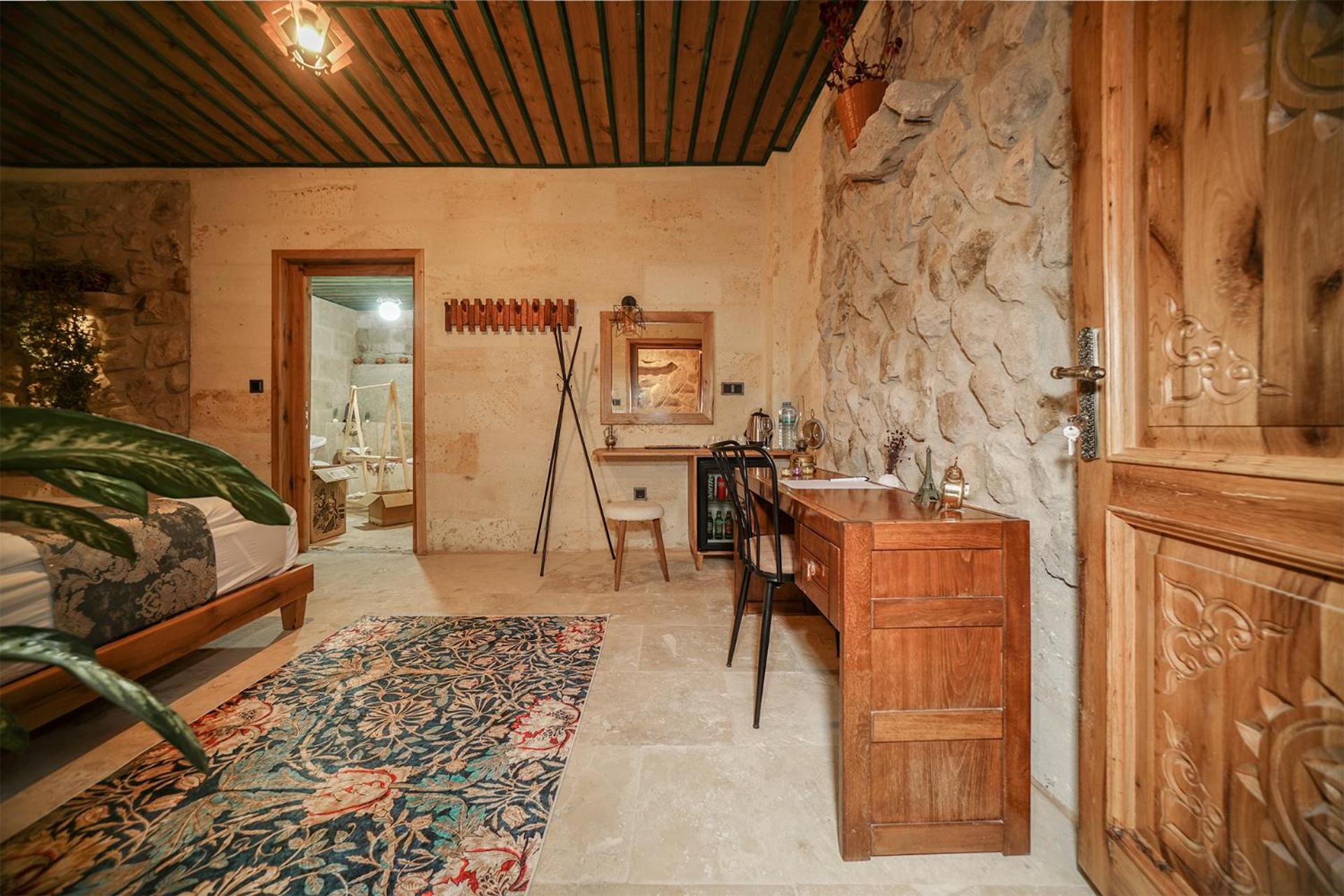 Family Room with Bath - Photo 6