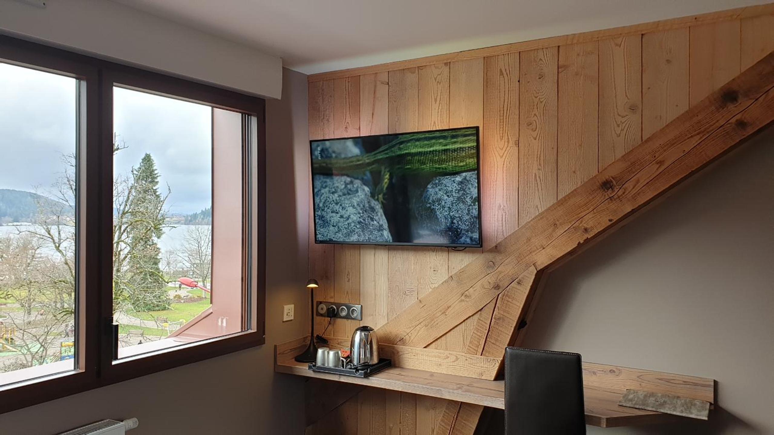 Double Room with Lake View - Annex - Fox photo 3
