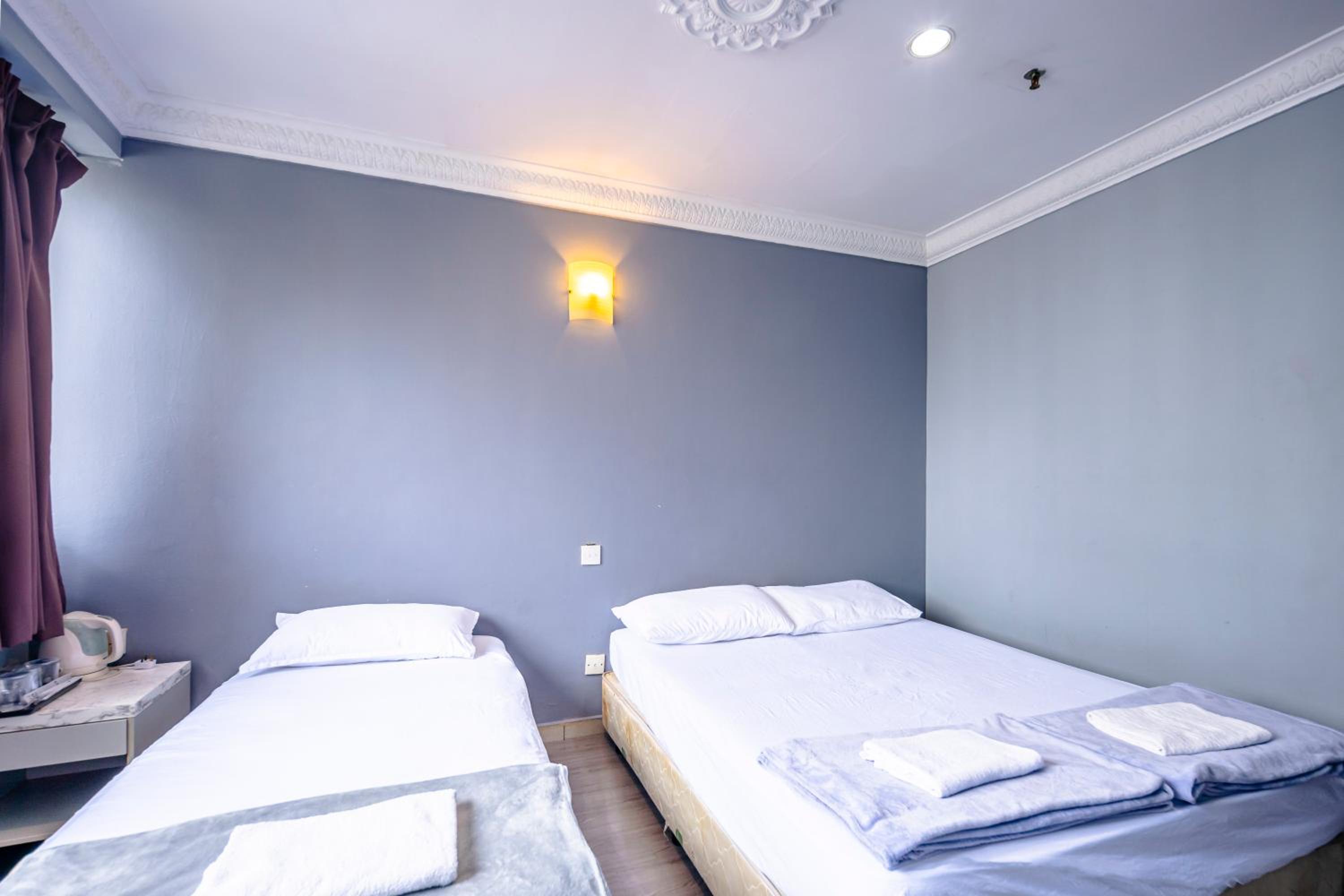 Grand Triple Room photo 2