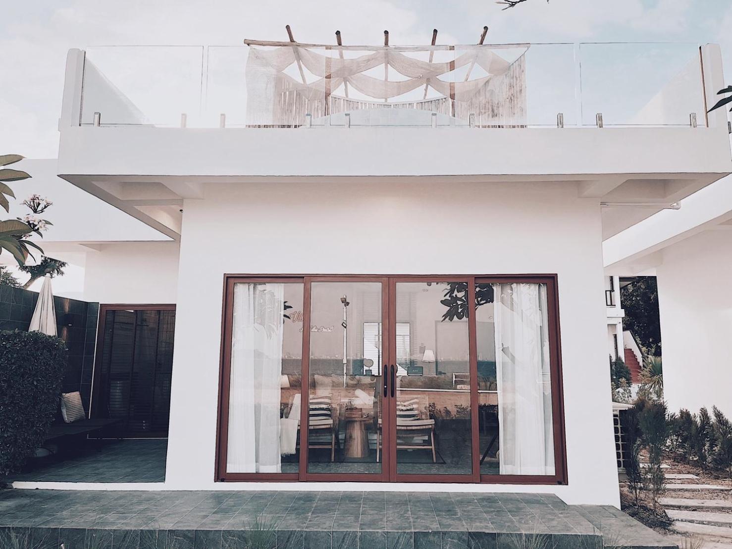 Villa with Sea View - Photo 4