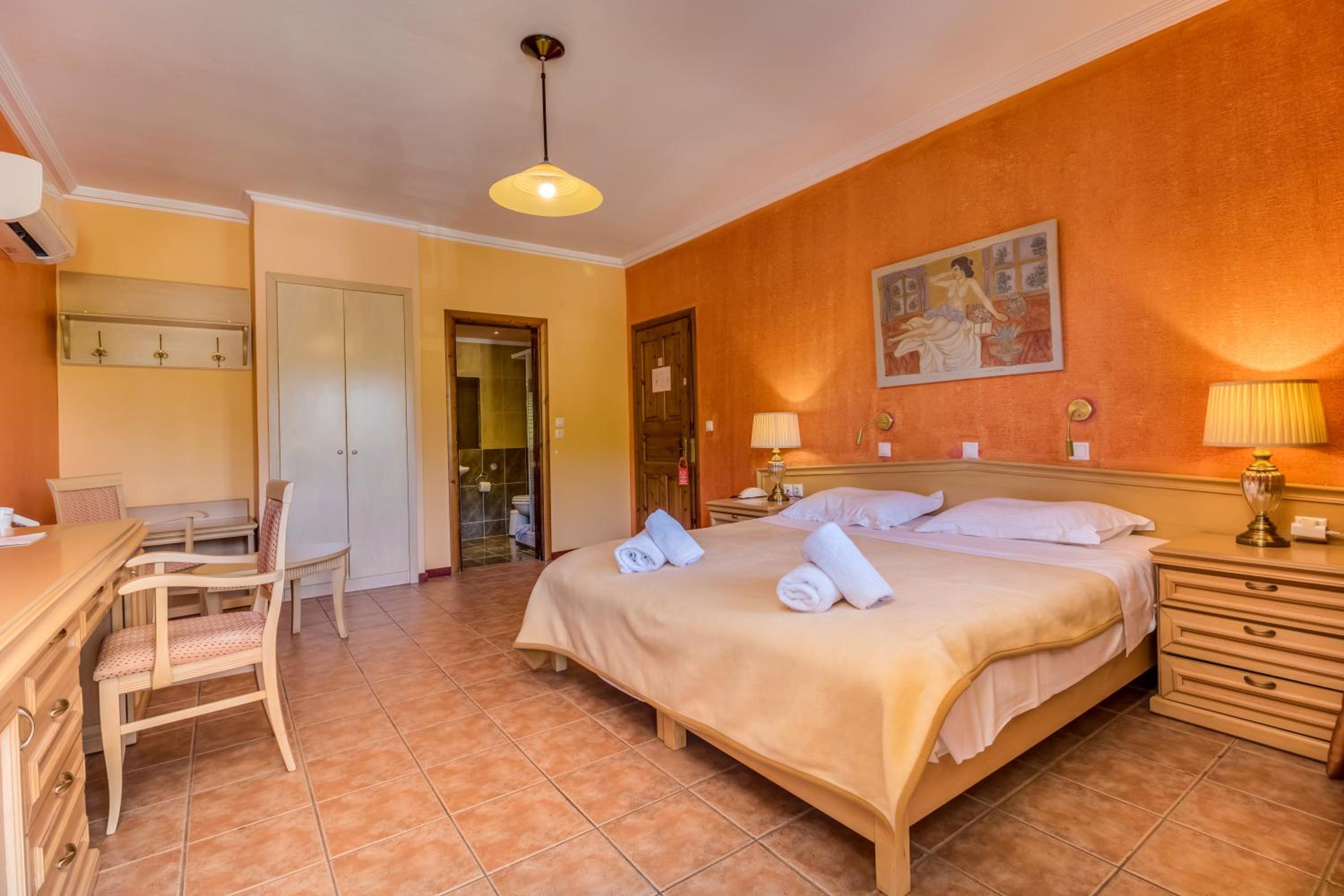Deluxe Double or Twin Room - Photo 1