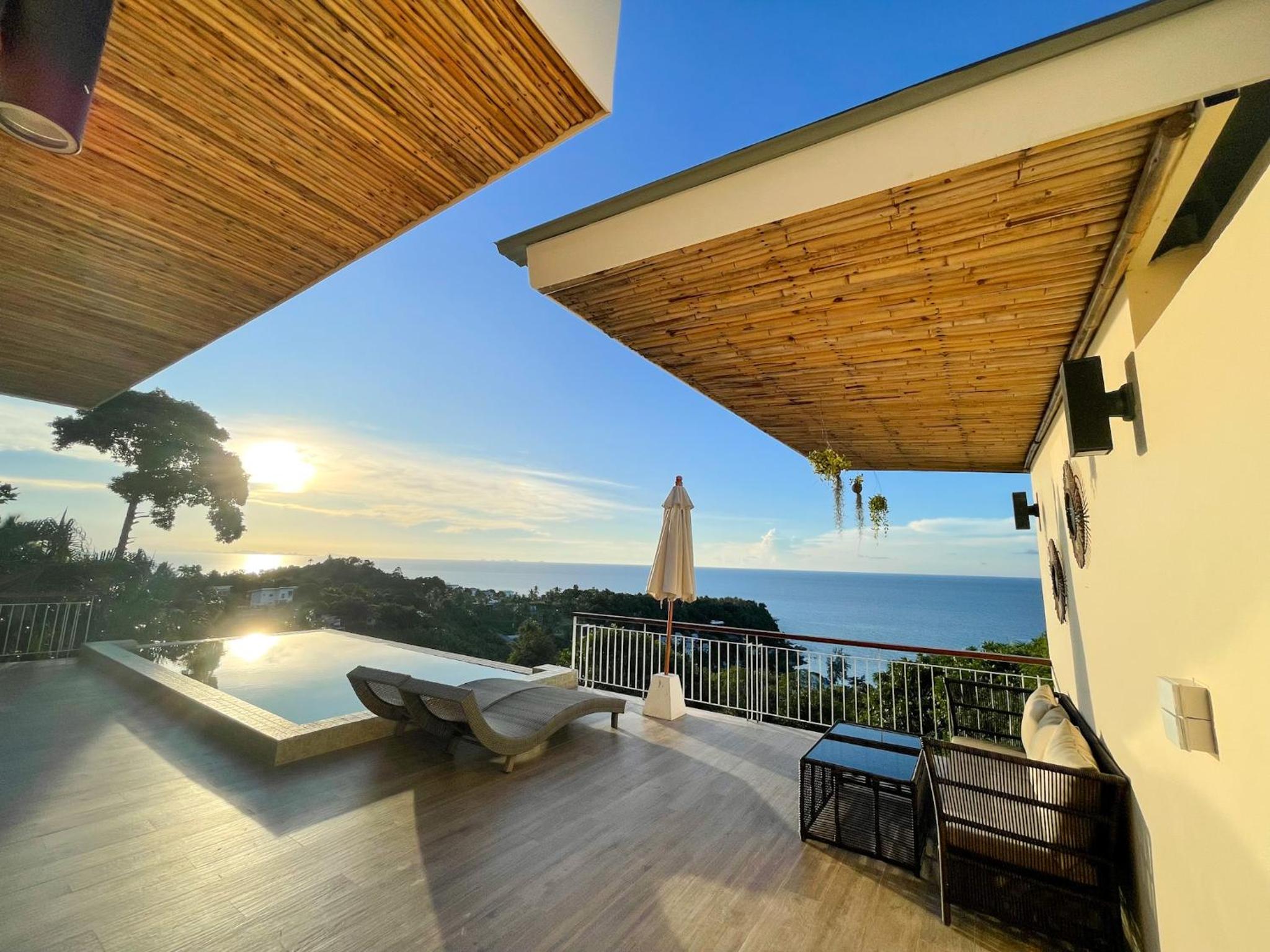 Villa with Sea View photo 2