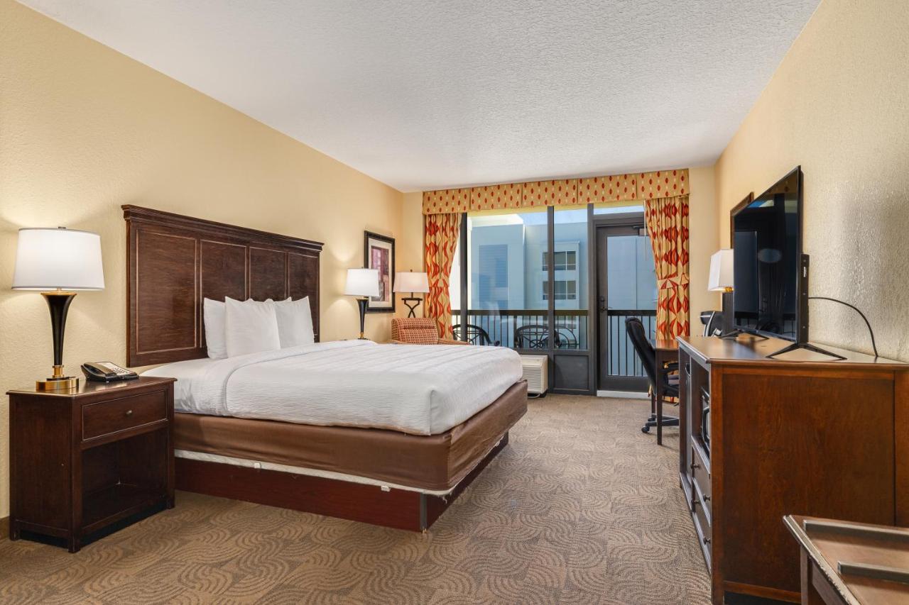 King room with balcony
