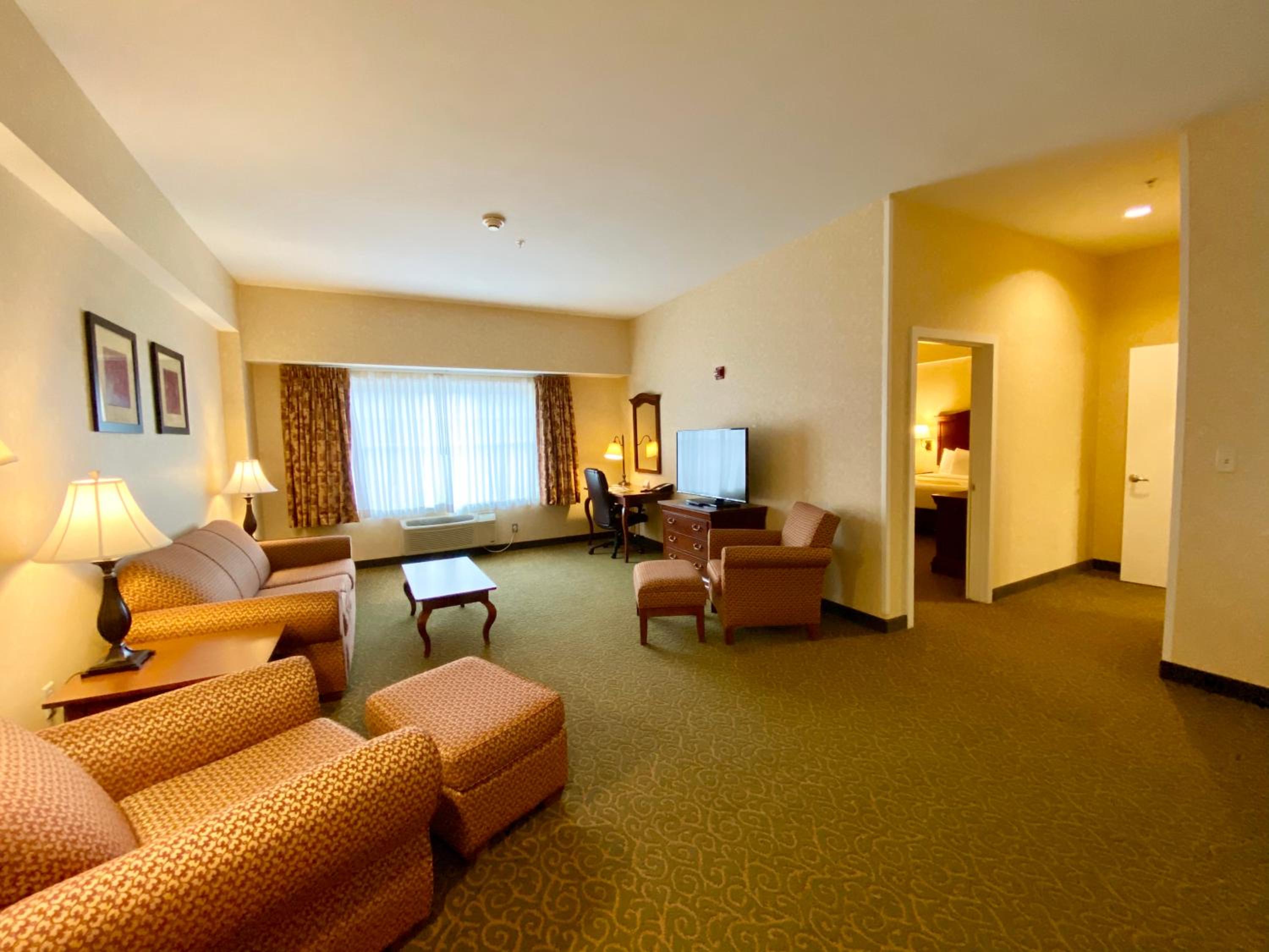 Executive King Suite - Non Smoking - Photo 1