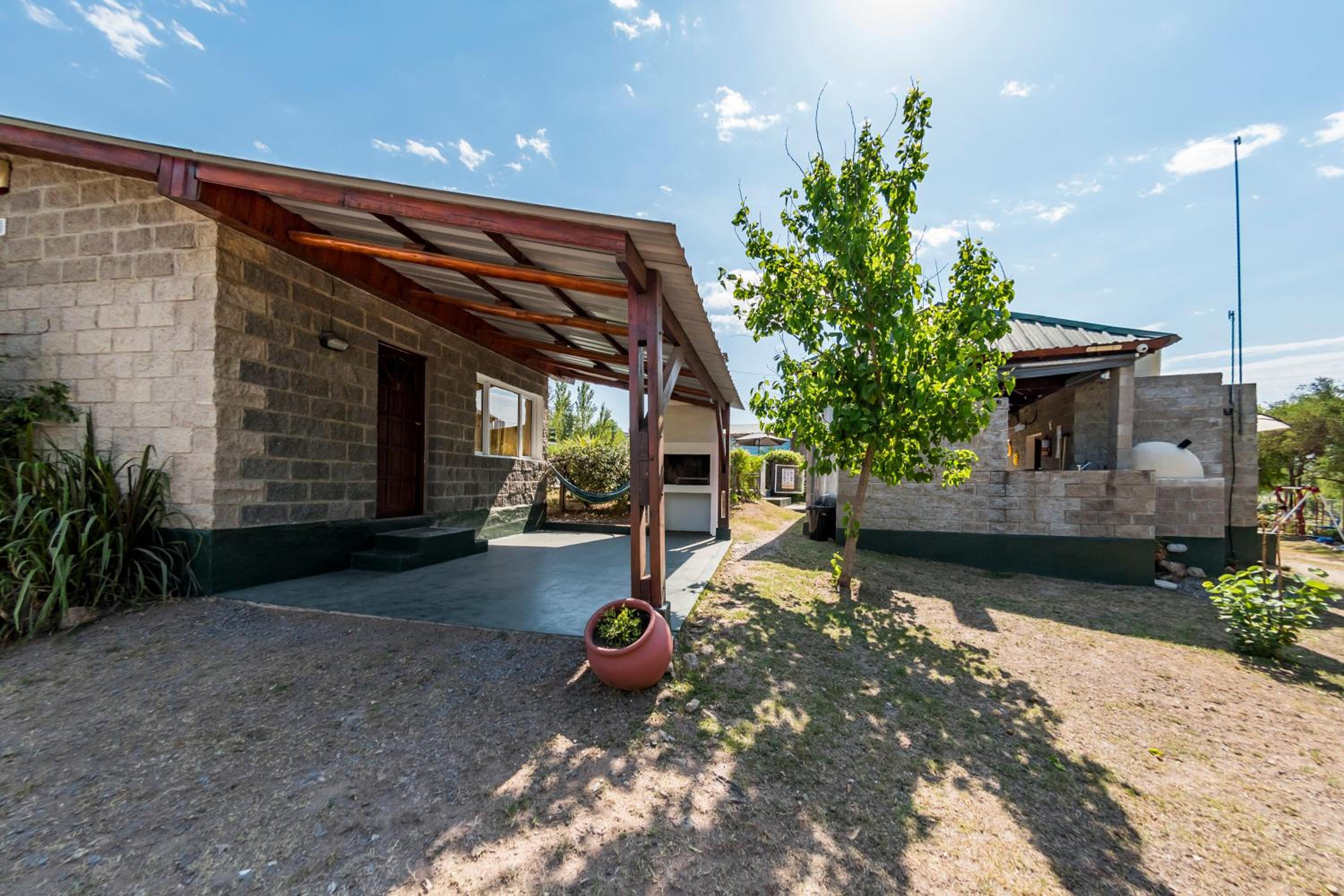 Two-Bedroom Bungalow photo 2