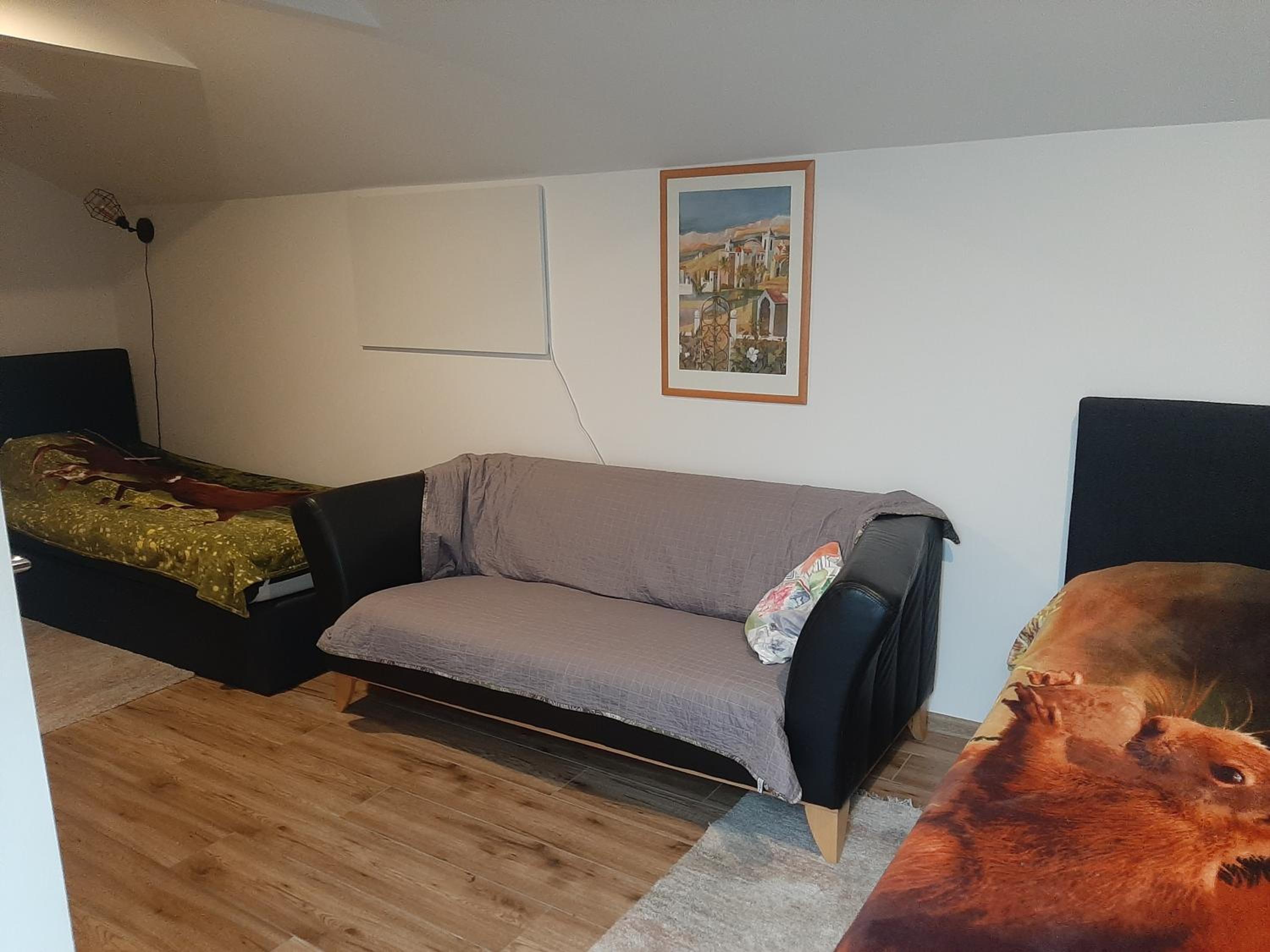 Apartment with Terrace - Photo 43