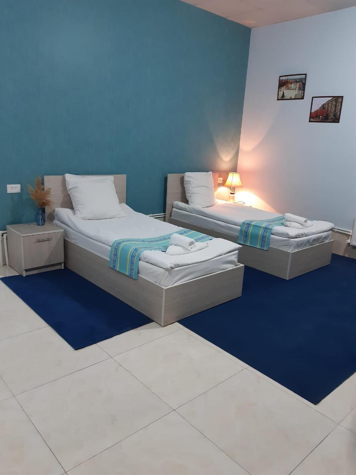 Quadruple Room with Private Bathroom photo 3