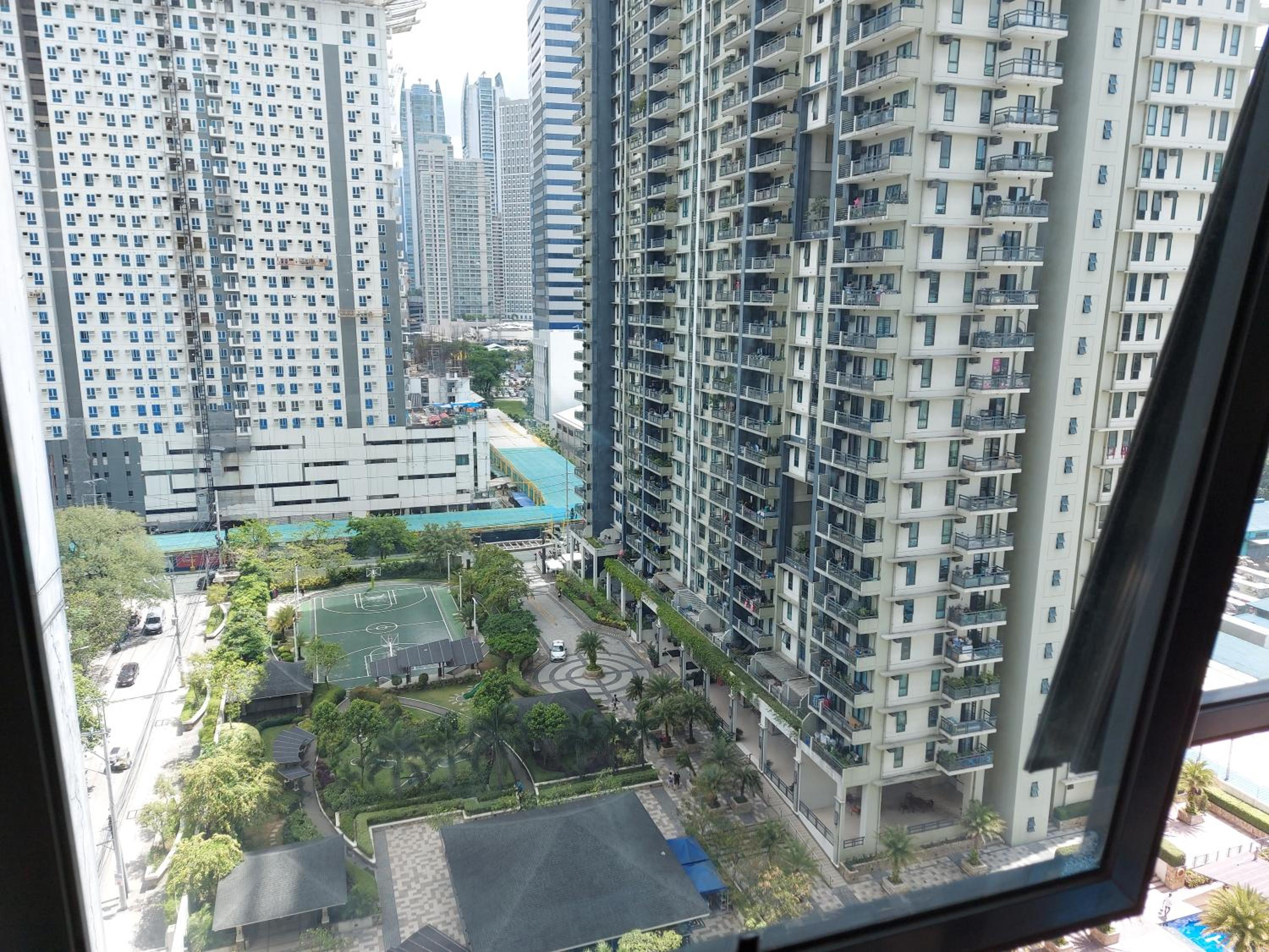 One-Bedroom Apartment - Photo 16