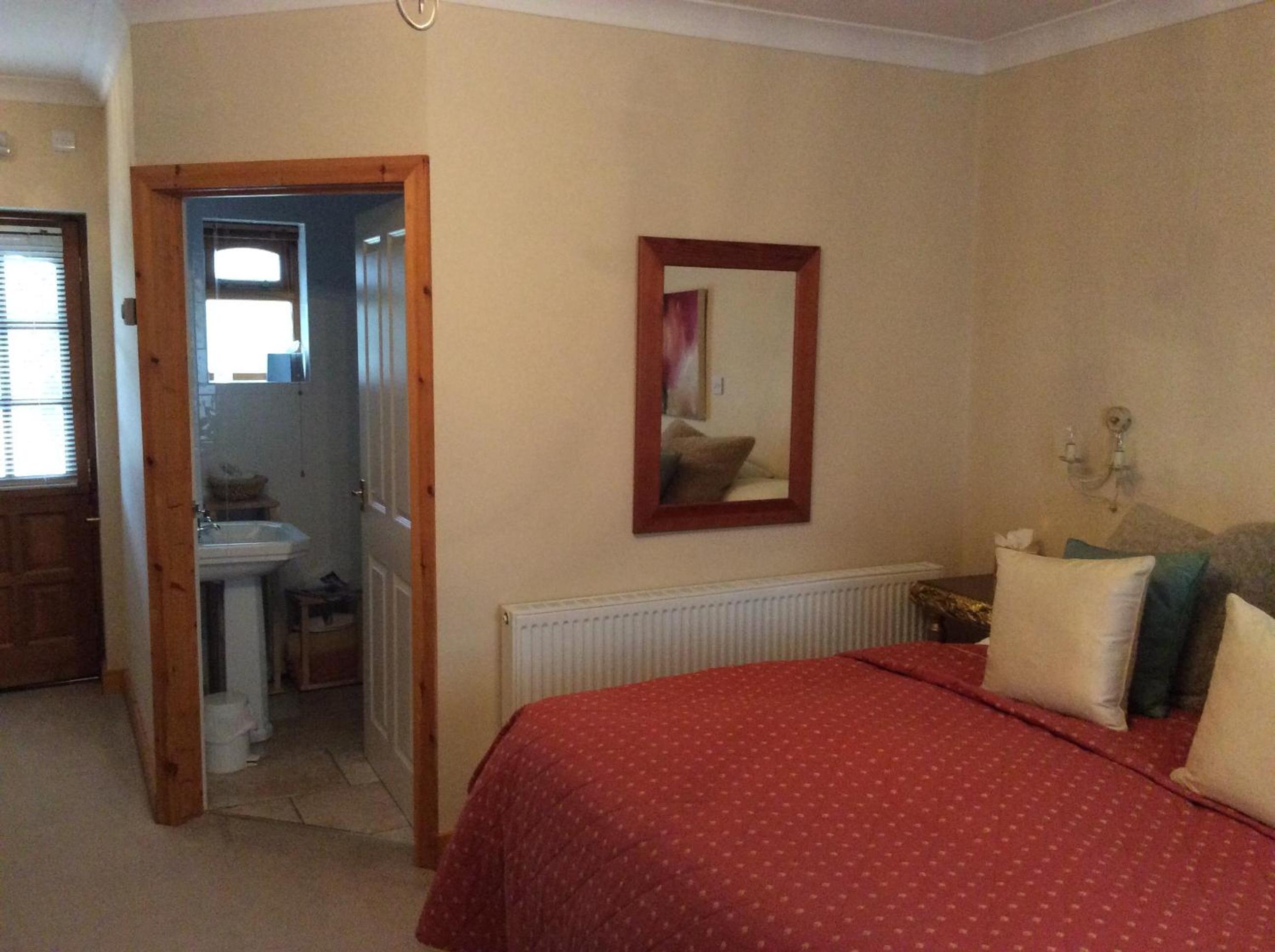 Junior Suite with Garden View