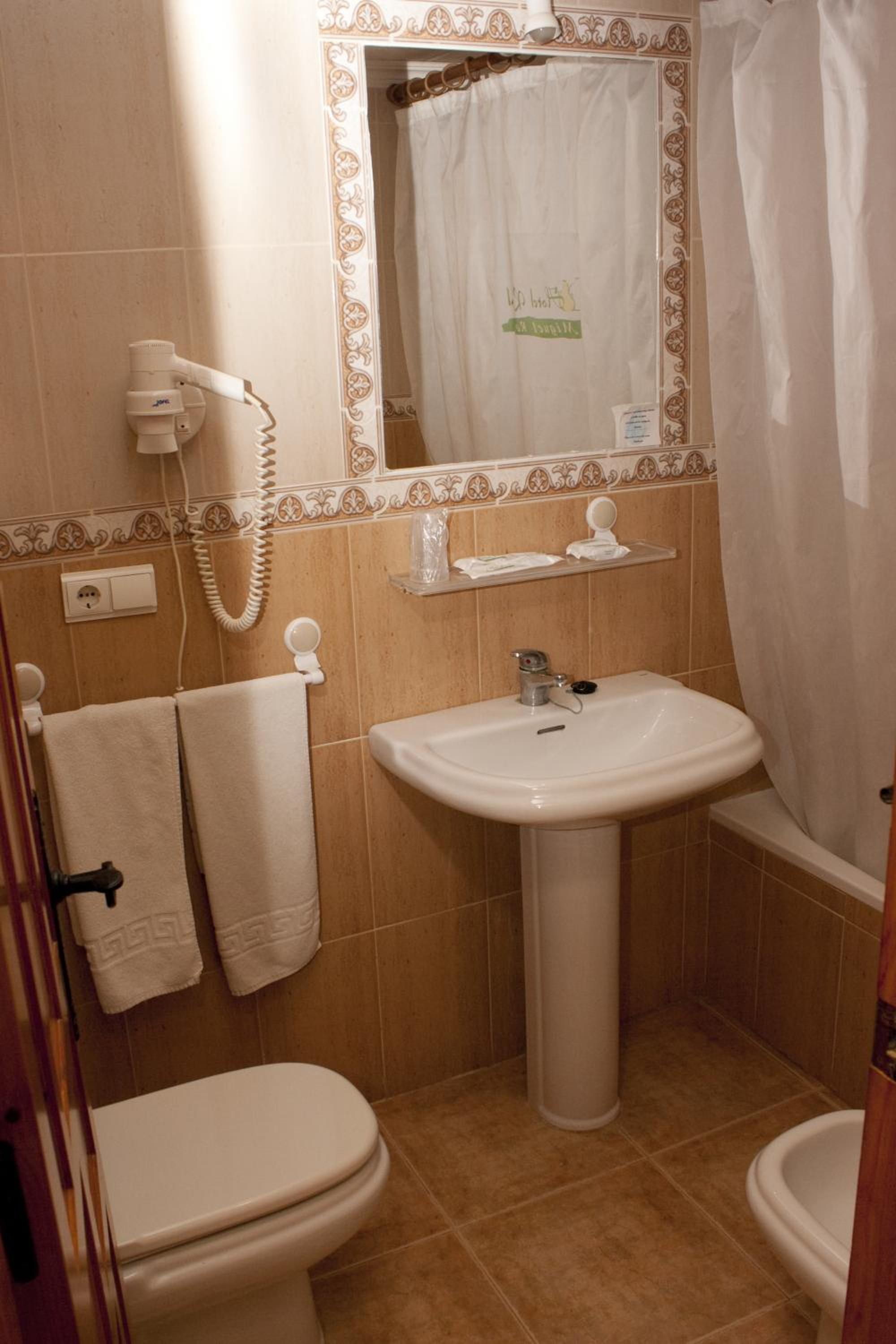 Standard Single Room photo 3