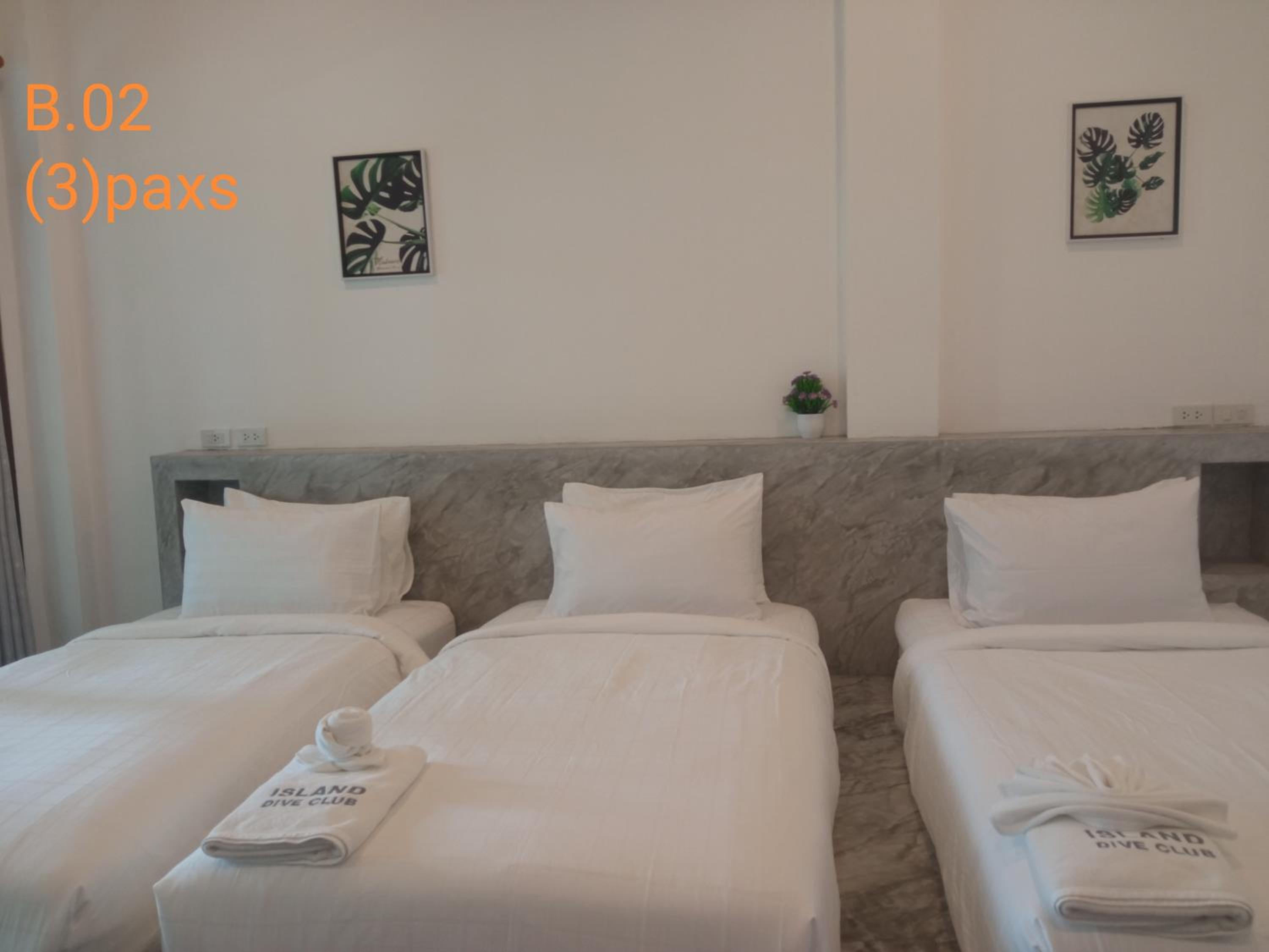 Deluxe Double or Twin Room with Garden View photo 2