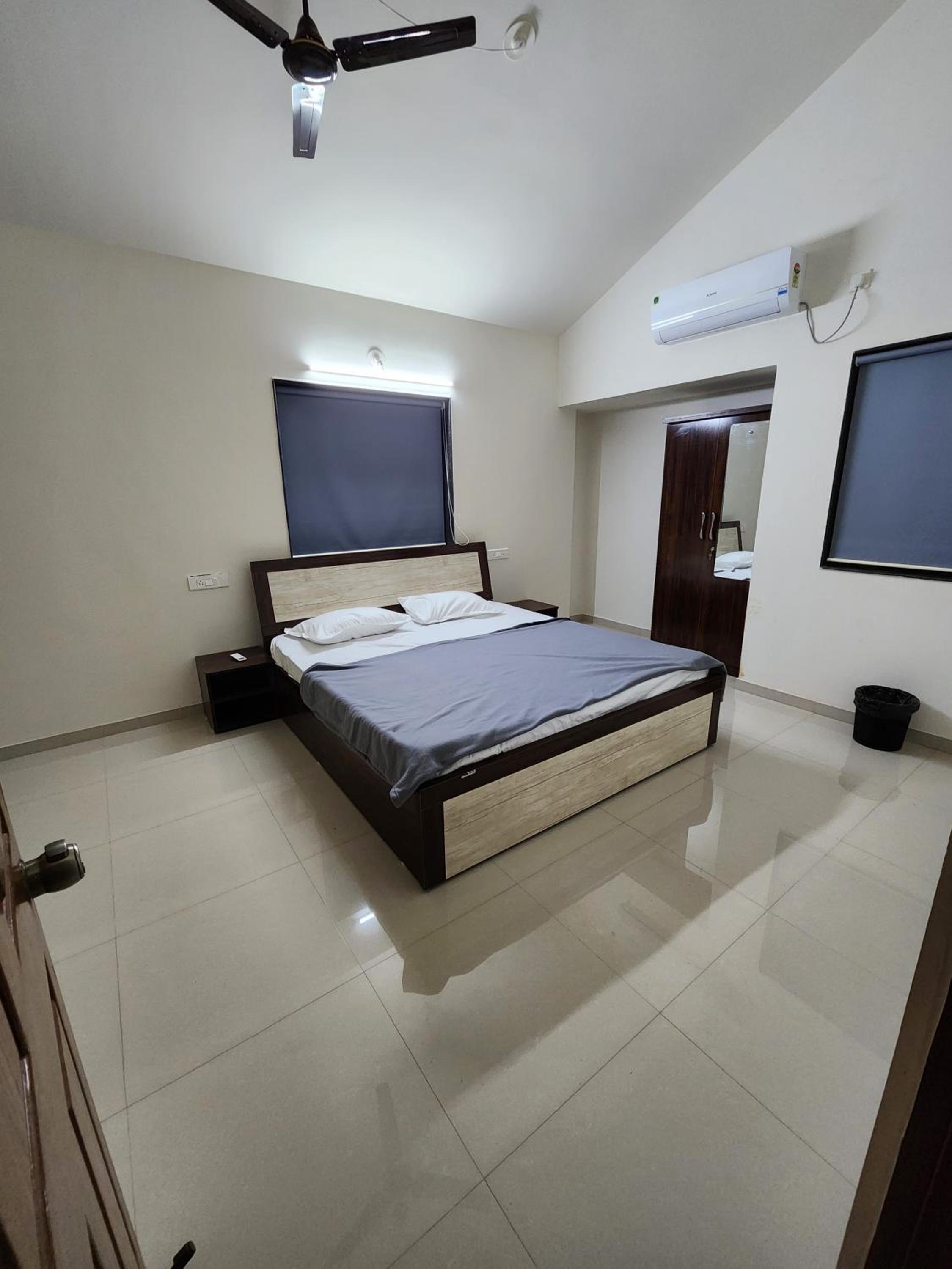 Three-Bedroom Villa photo 1
