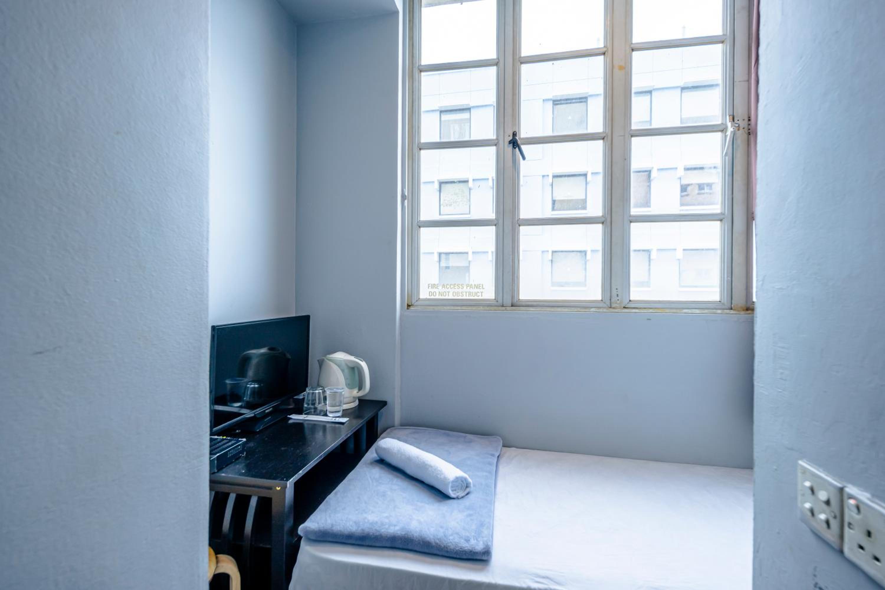 Single Room photo 3