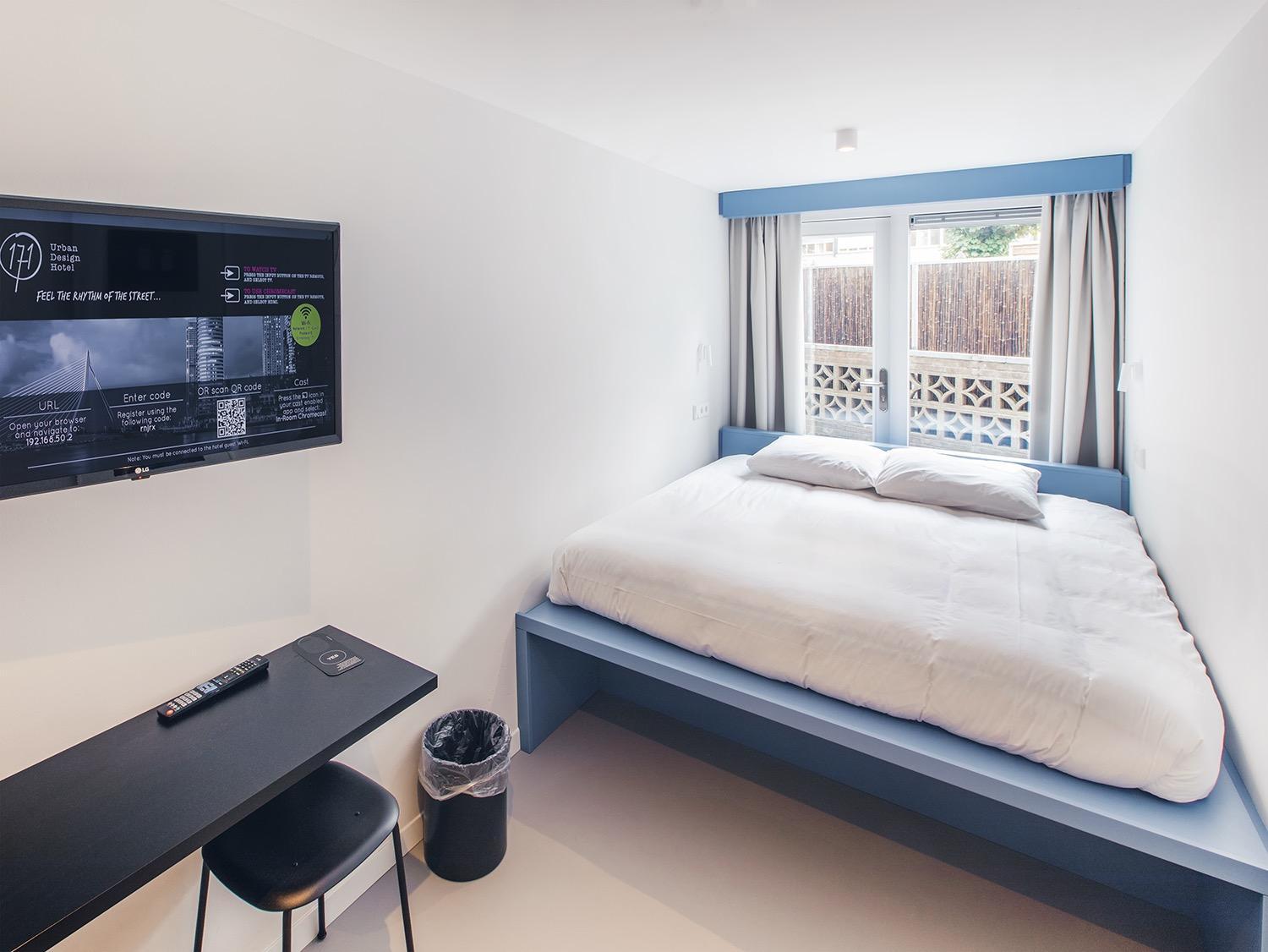 Tiny Double Room - Photo 12