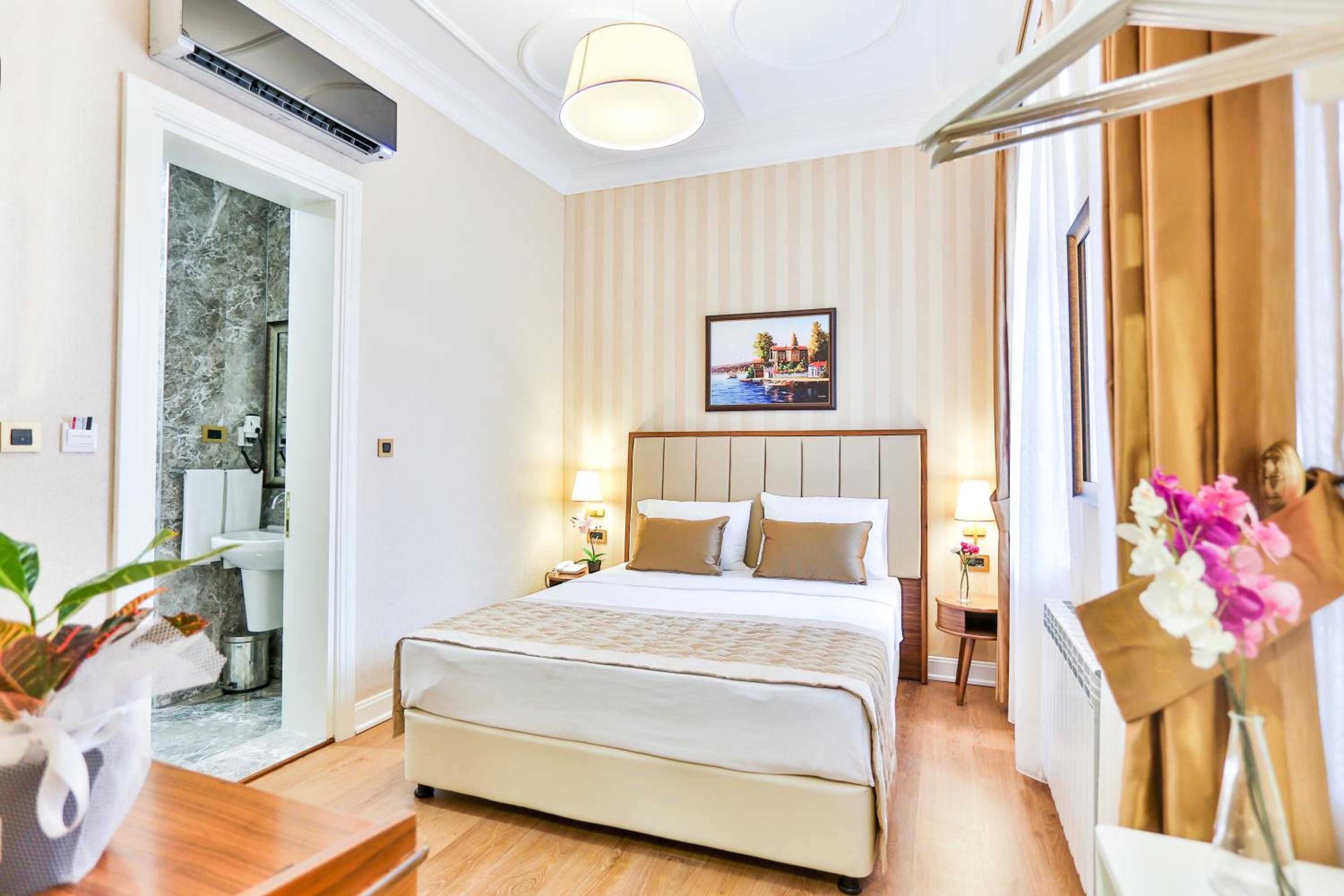 Triple Room with Balcony photo 2