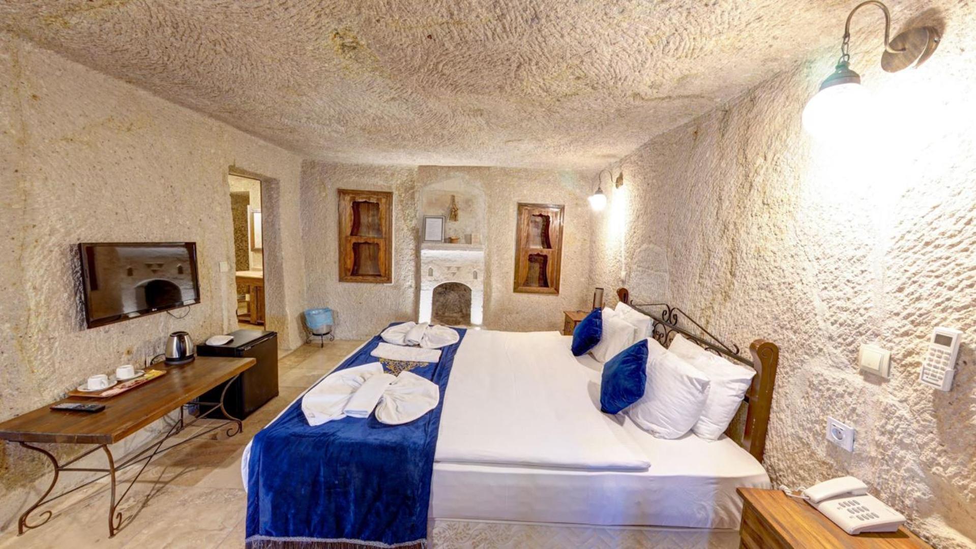 Deluxe Double Room photo 3