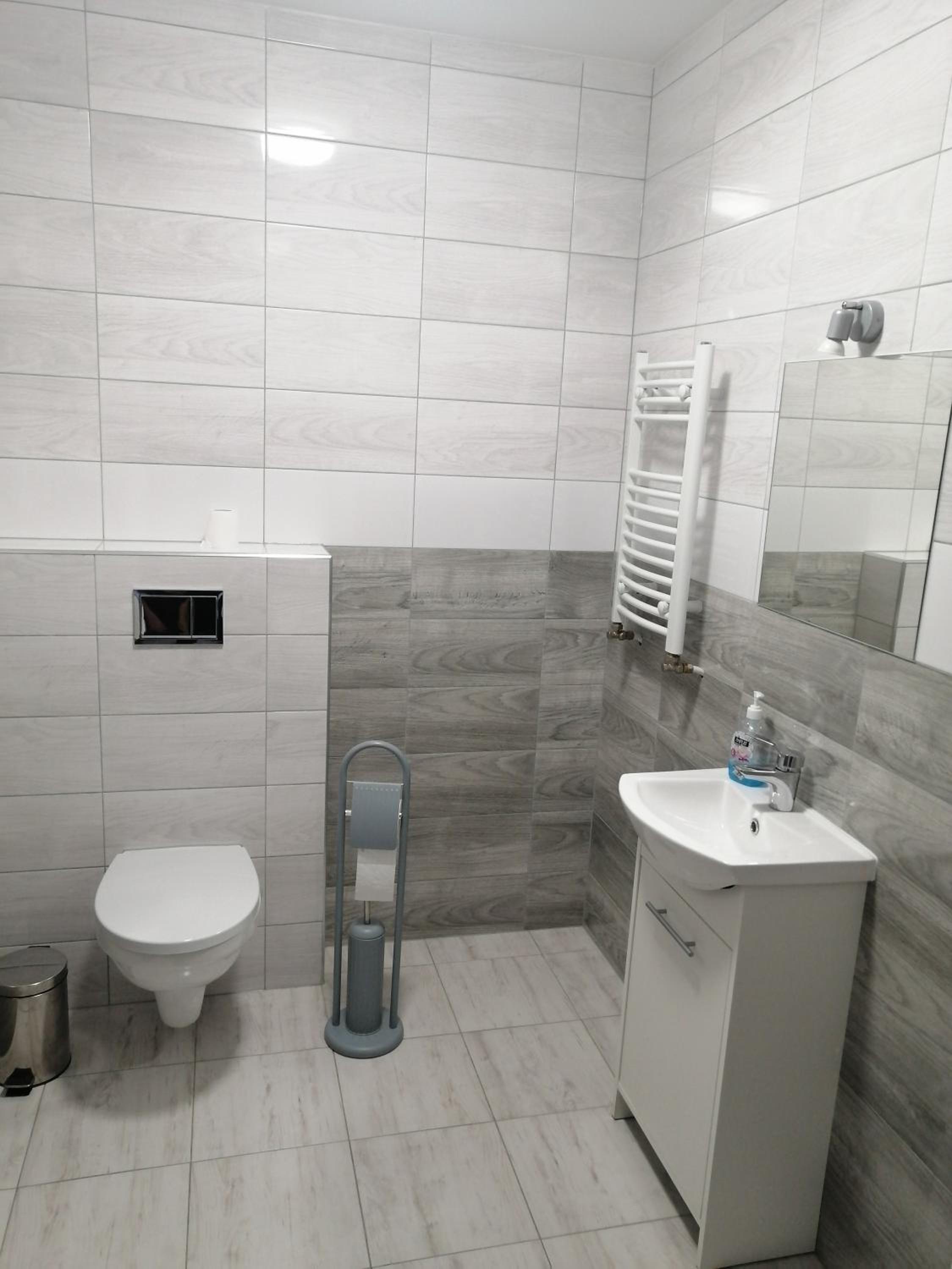 Double Room - Photo 6