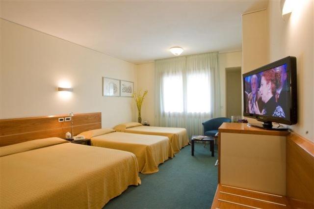Quadruple Room photo 2