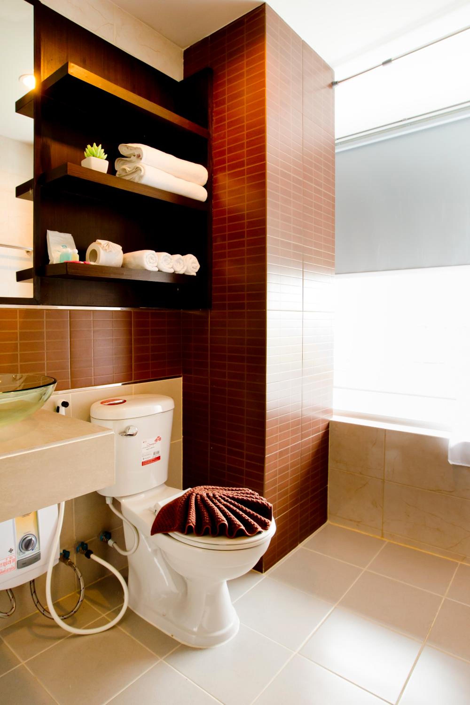Suite - Photo 10