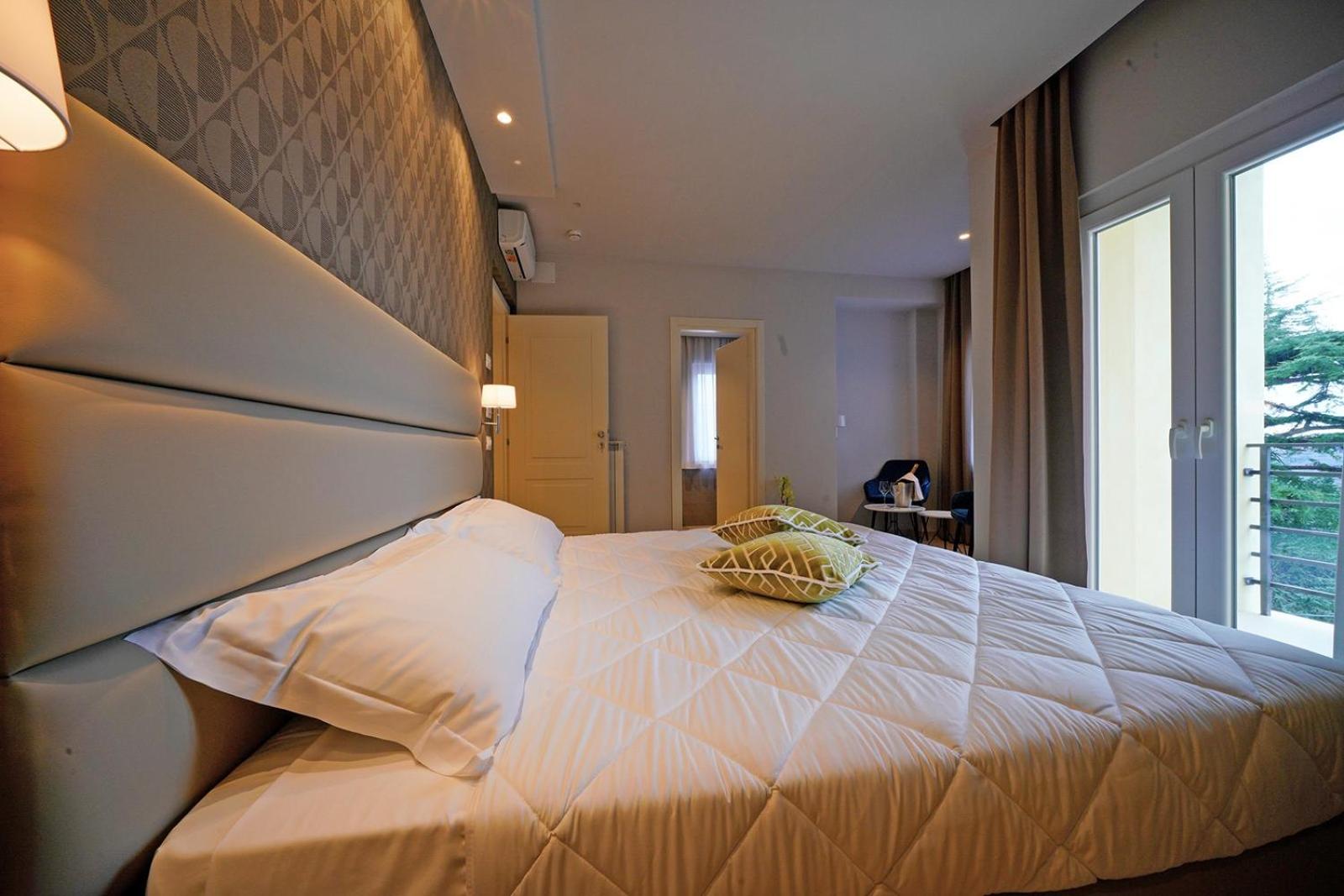 Deluxe Double or Twin Room with Balcony photo 1