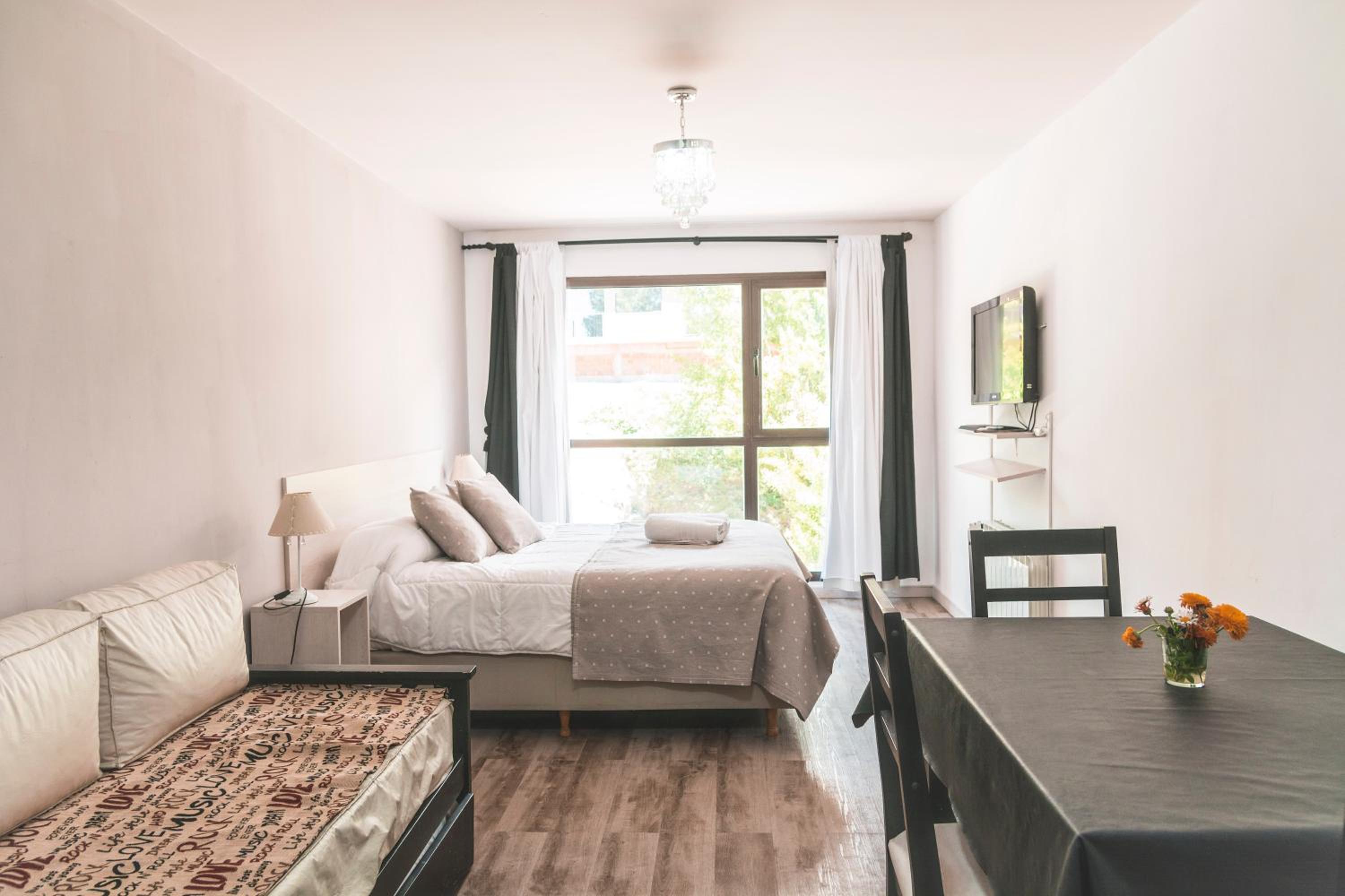 Apartment photo 1