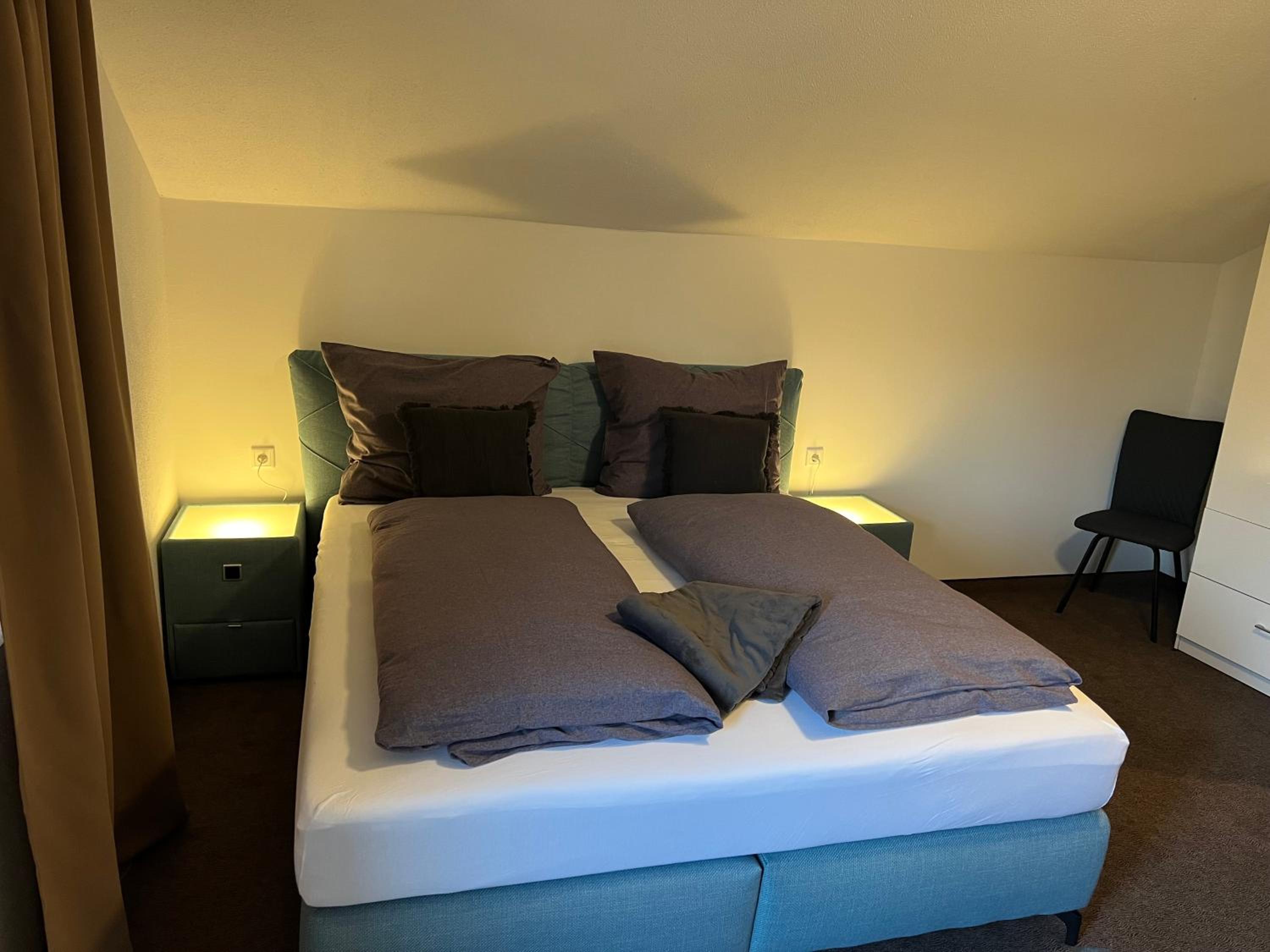 Double Room - Photo 5